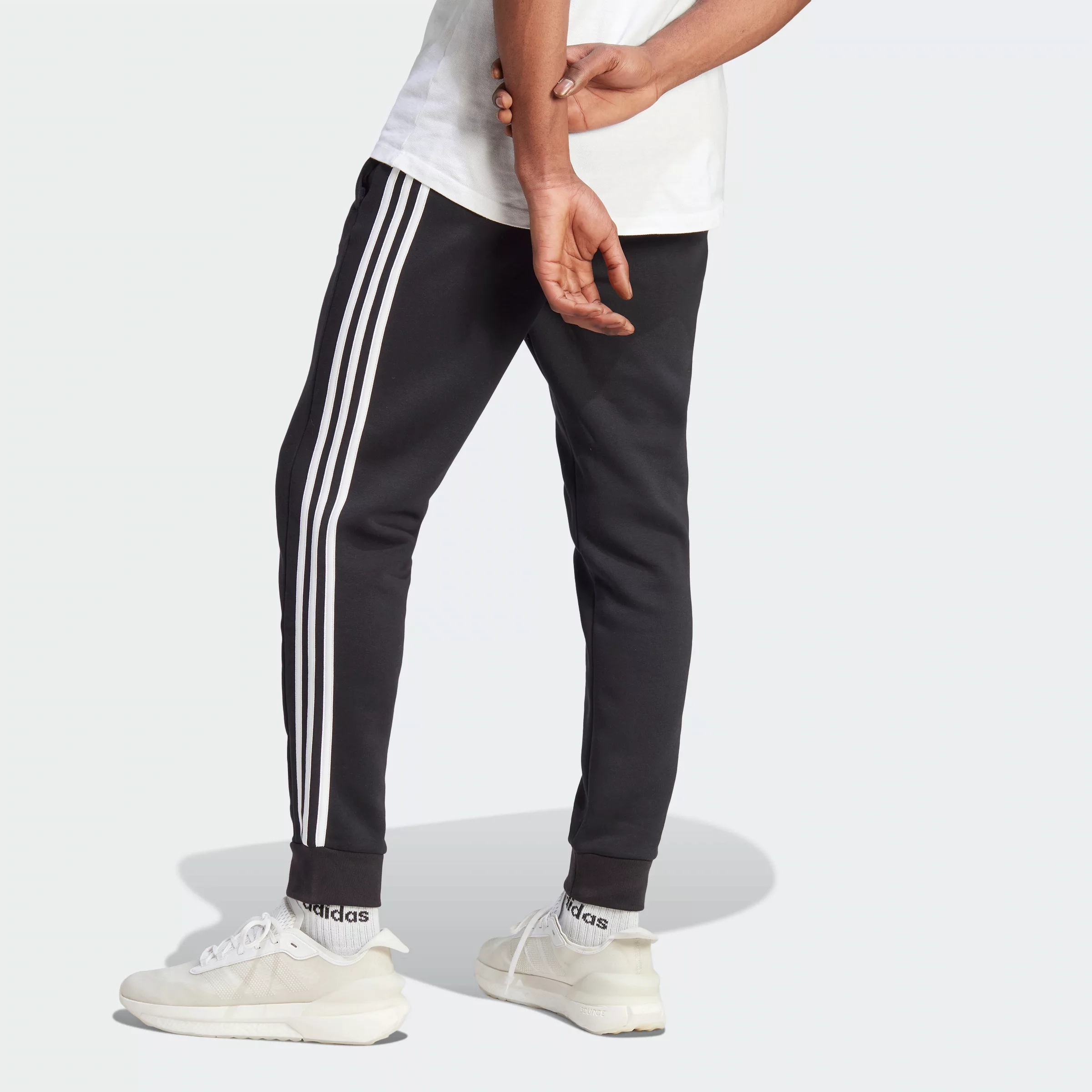 adidas Sportswear Sporthose "ESSENTIALS 3STREIFEN TAPERED CUFF HOSE", (1 tl günstig online kaufen