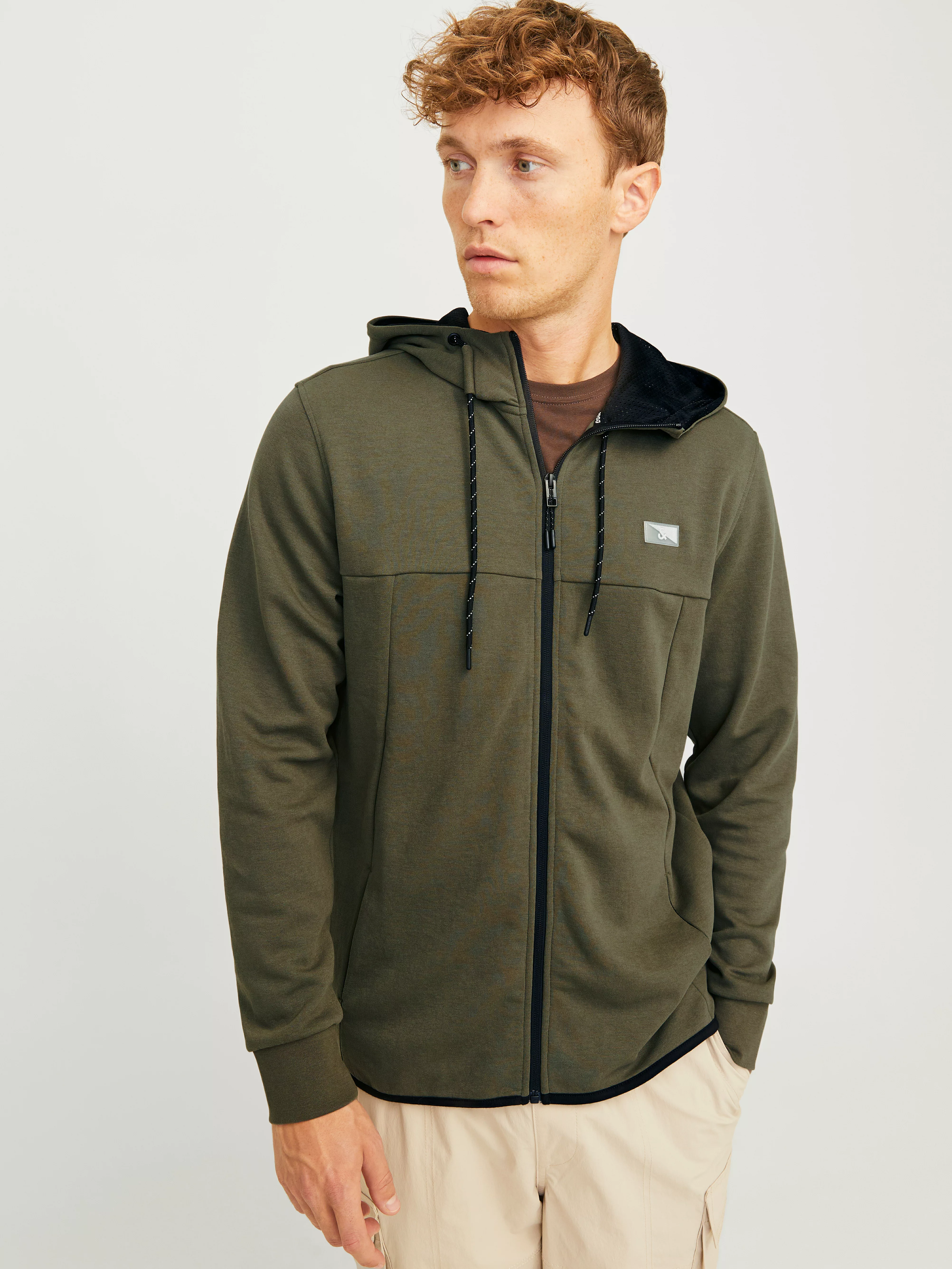 Jack & Jones Kapuzensweatjacke "JCOAIR SWEAT ZIP HOOD NOOS.", mit Kapuze günstig online kaufen