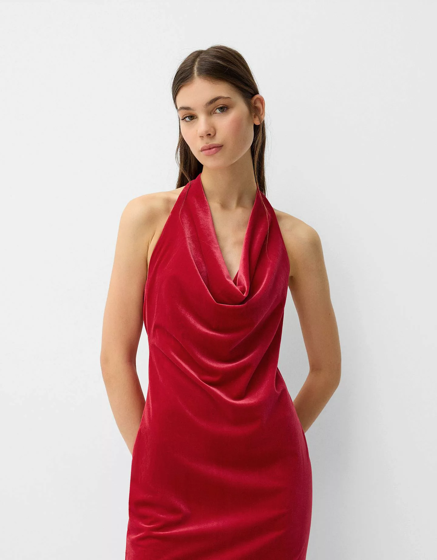 Bershka Velvet Midikleid Neckholder Damen M Rot günstig online kaufen