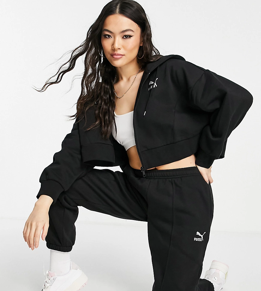 PUMA – Oversize-Jogginghose in Schwarz mit Faltendetails, exklusiv bei ASOS günstig online kaufen