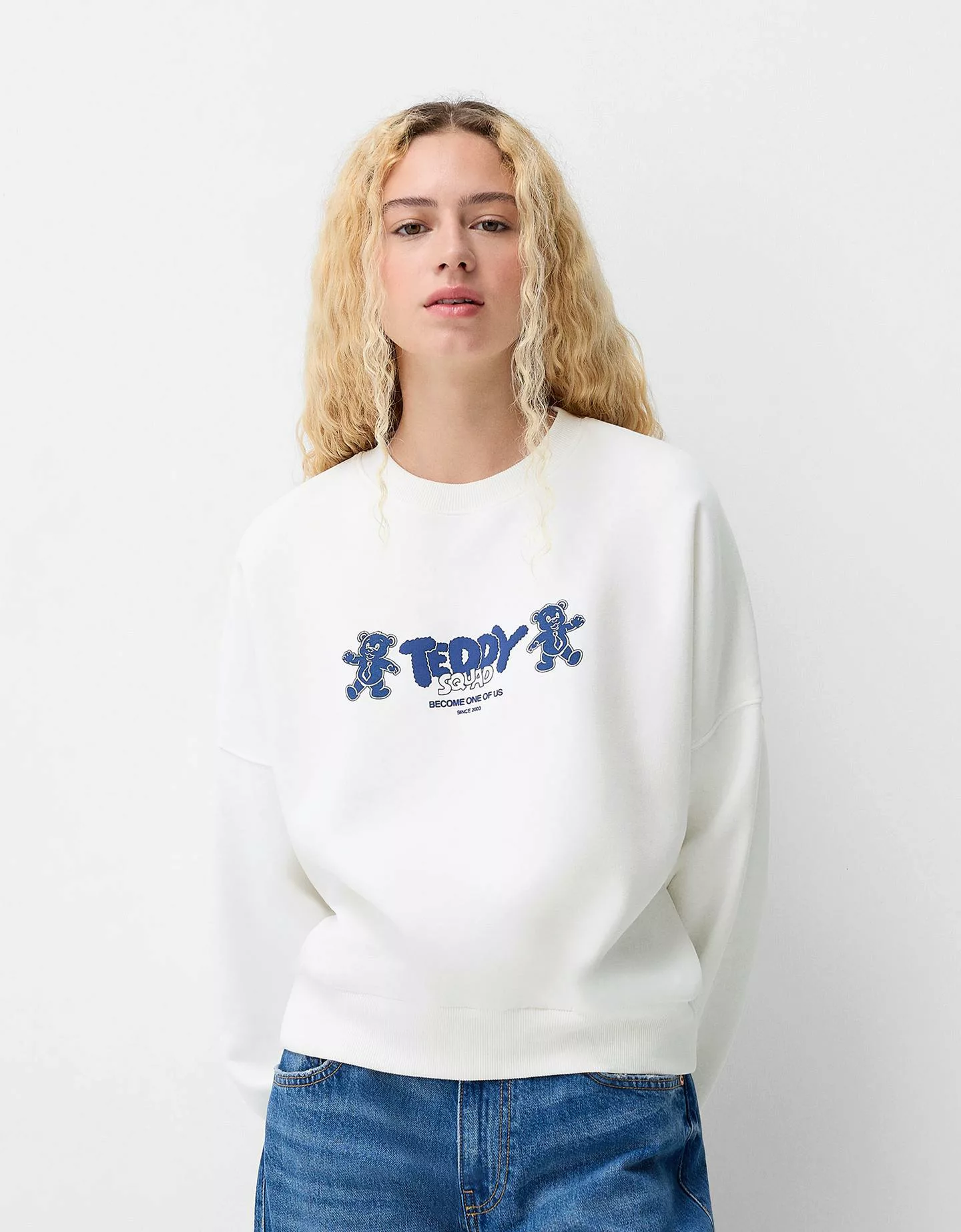 Bershka Sweatshirt Mit Print Damen 10-12 Grbrochenes Weiss günstig online kaufen