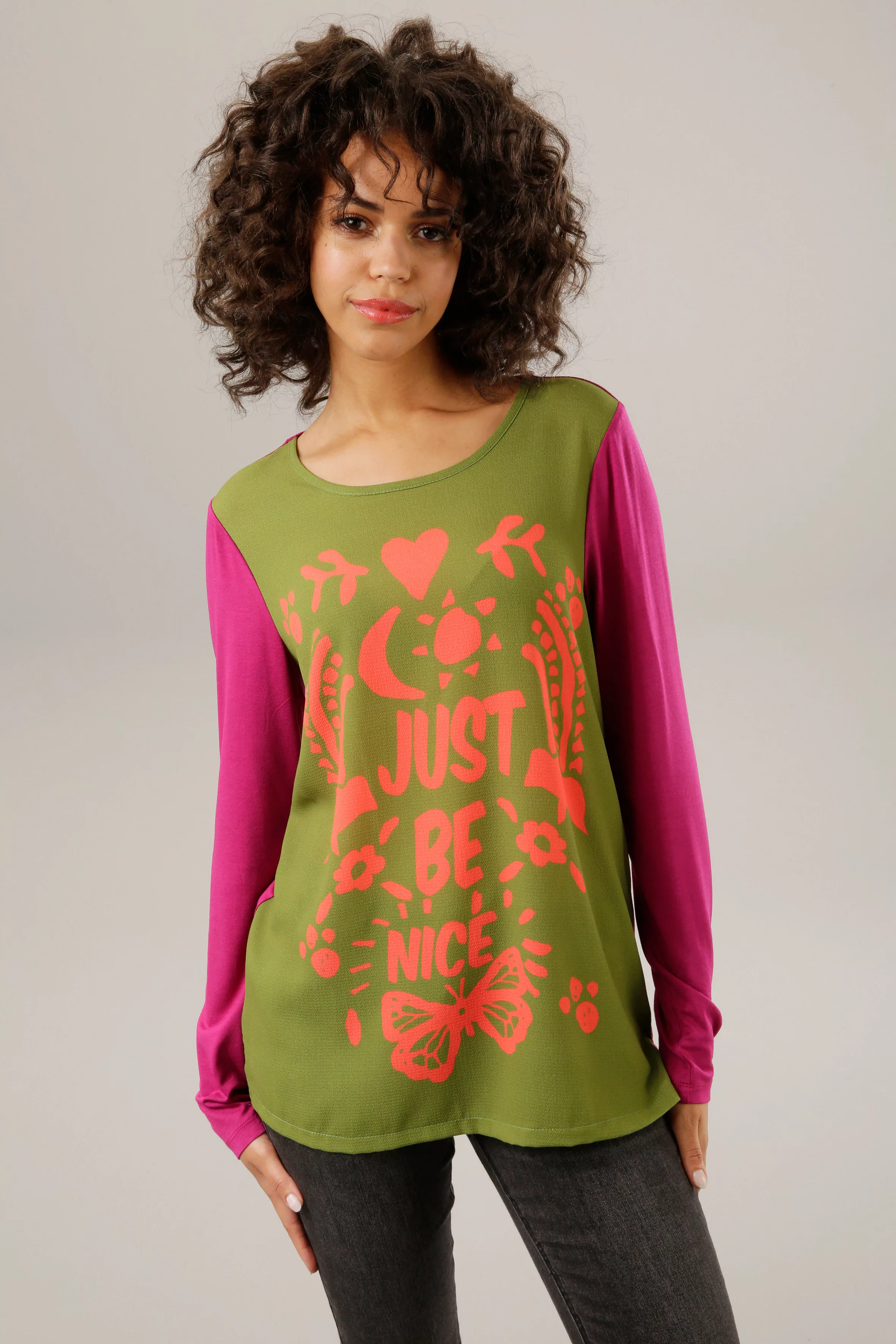 Aniston CASUAL Langarmshirt, verspielter Frontdruck mit "Just be nice"-Schr günstig online kaufen