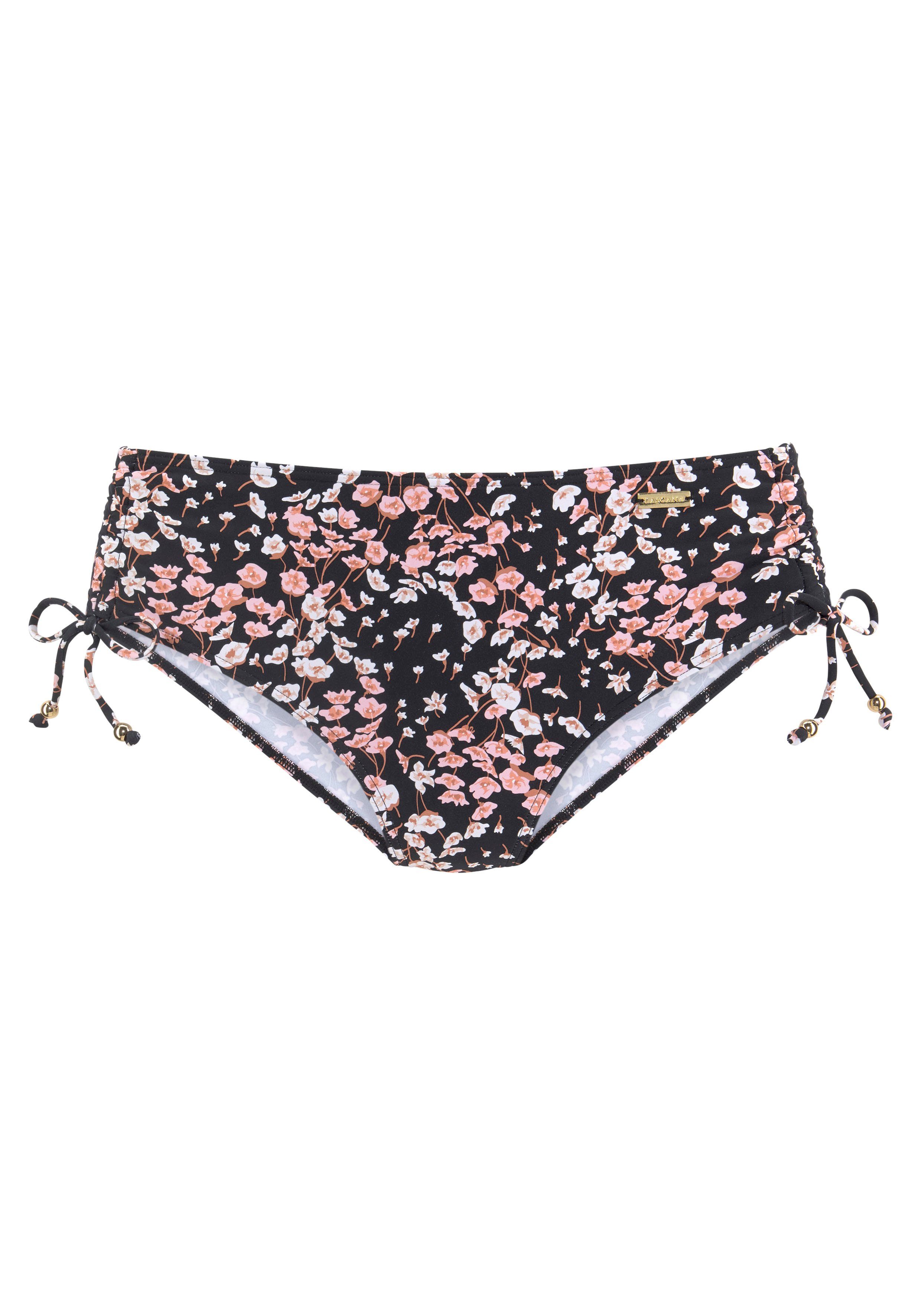 LASCANA Bikini-Hose Blair mit höher geschnittener günstig online kaufen