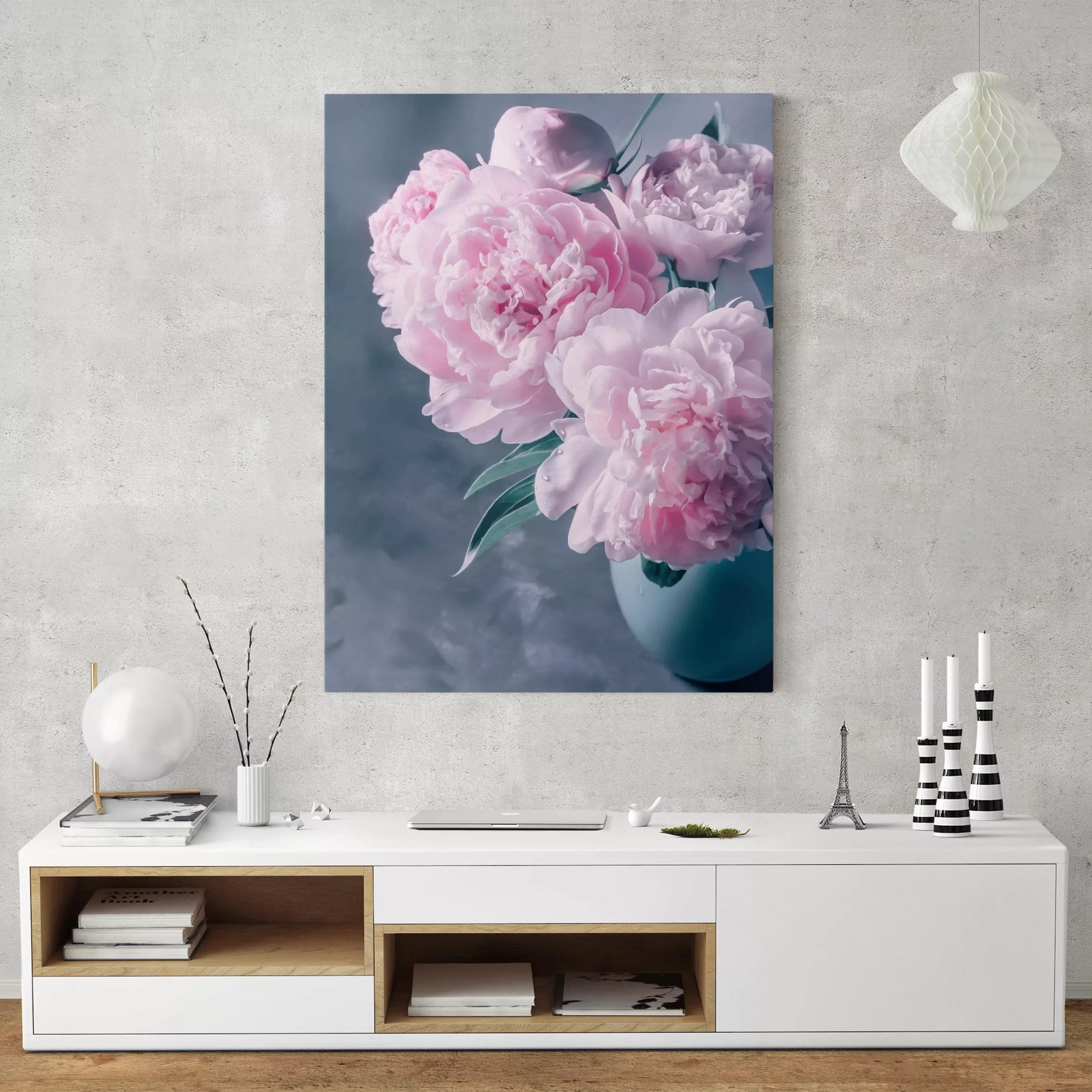 Leinwandbild Blumen - Hochformat Vase mit Rosa Pfingstrosen Shabby günstig online kaufen
