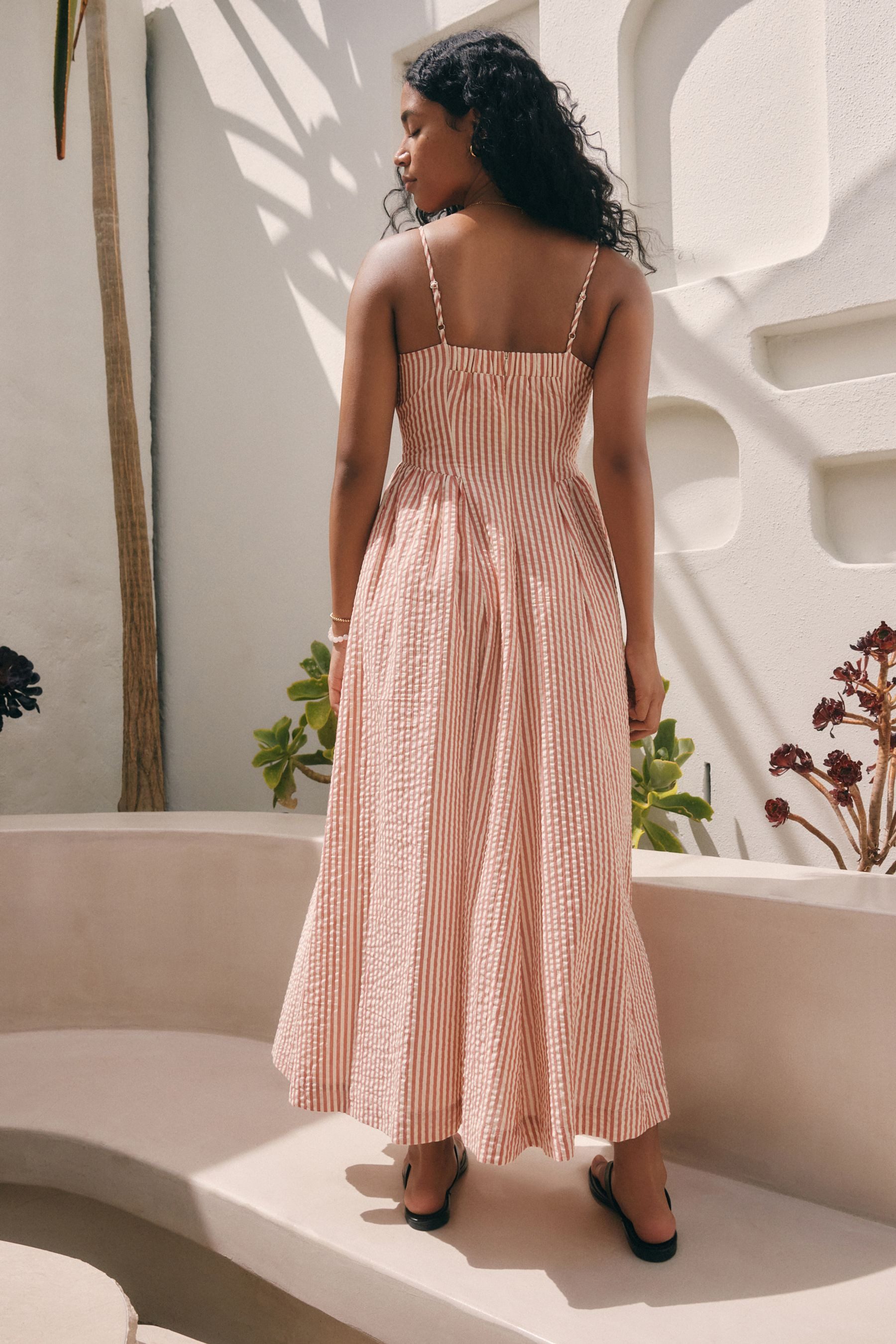 Next Midikleid Strukturiertes Seersucker Midikleid aus günstig online kaufen