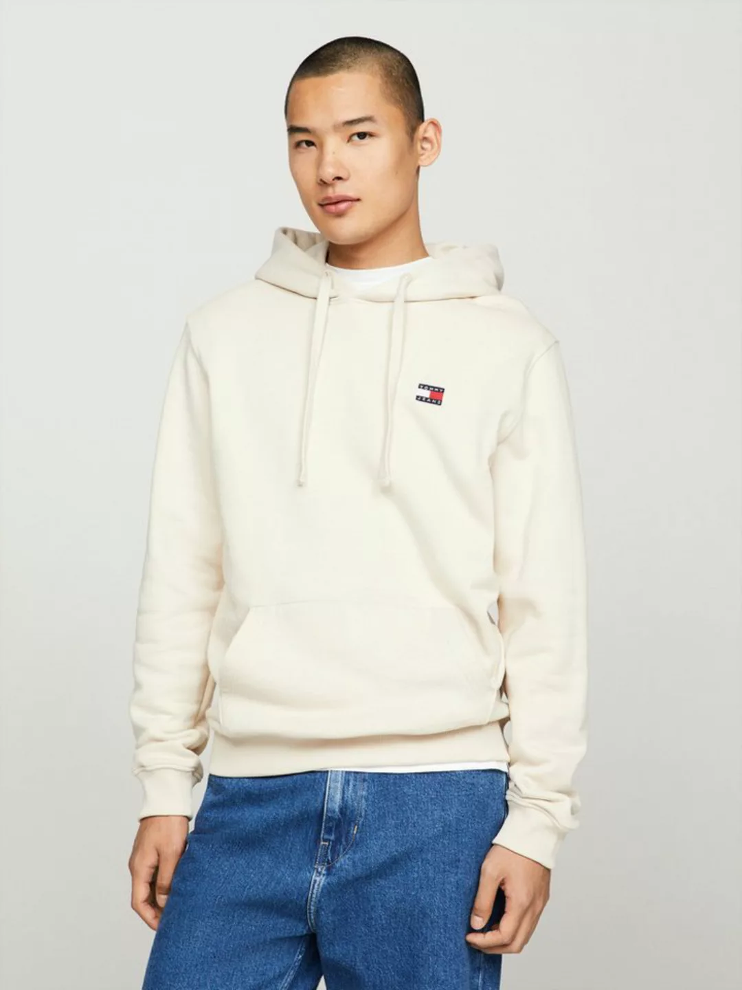 Tommy Jeans Kapuzensweatshirt TJM REG BADGE HOODIE EXT mit Kordel günstig online kaufen