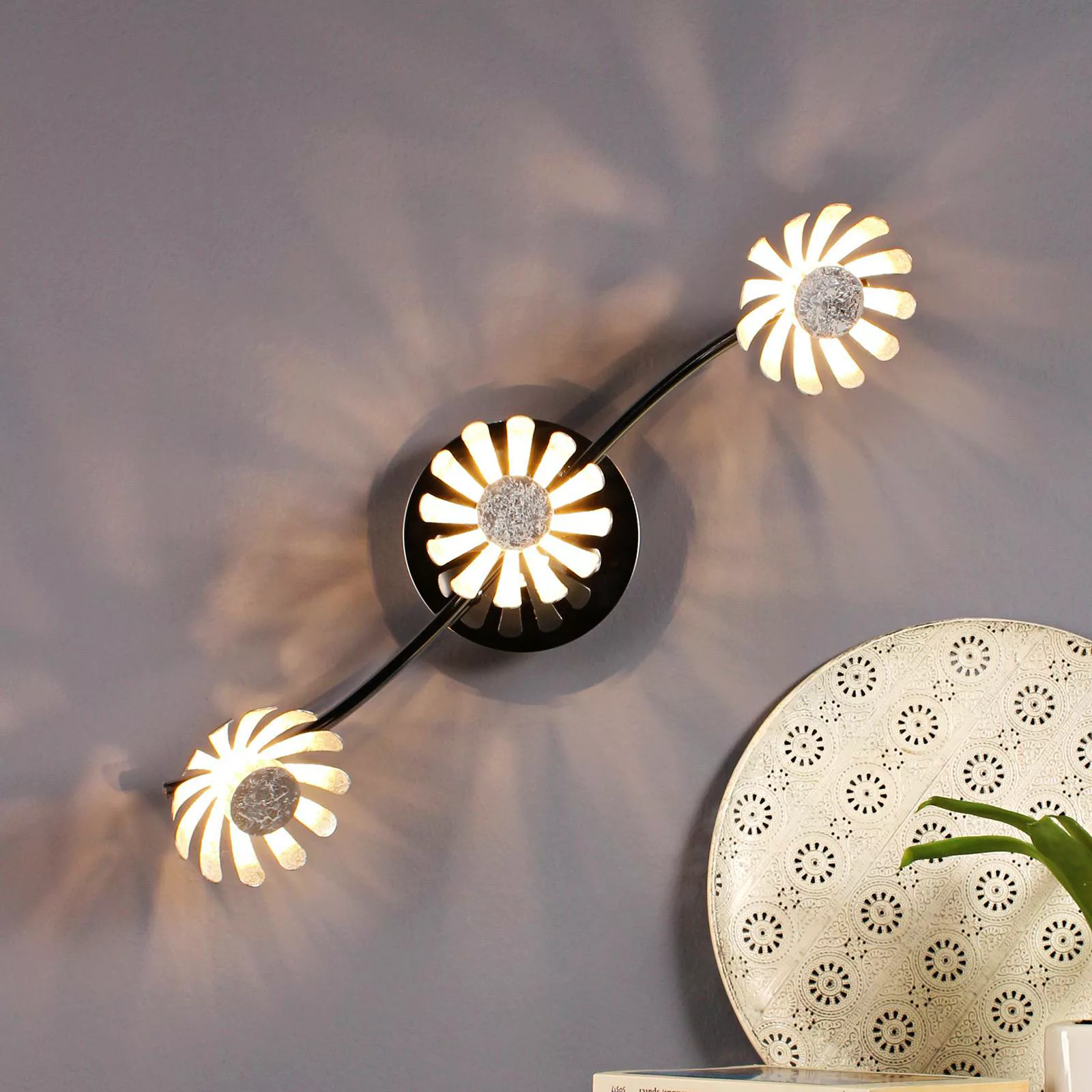 LED-Wandleuchte Bloom dreiflammig silber günstig online kaufen