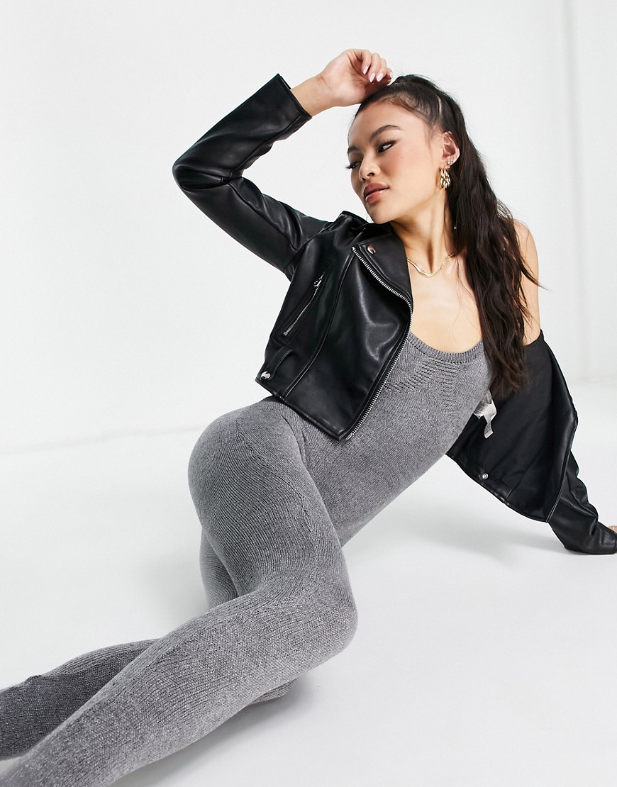 I Saw It First – Strick-Jumpsuit in Grau mit Detail unter der Brust günstig online kaufen