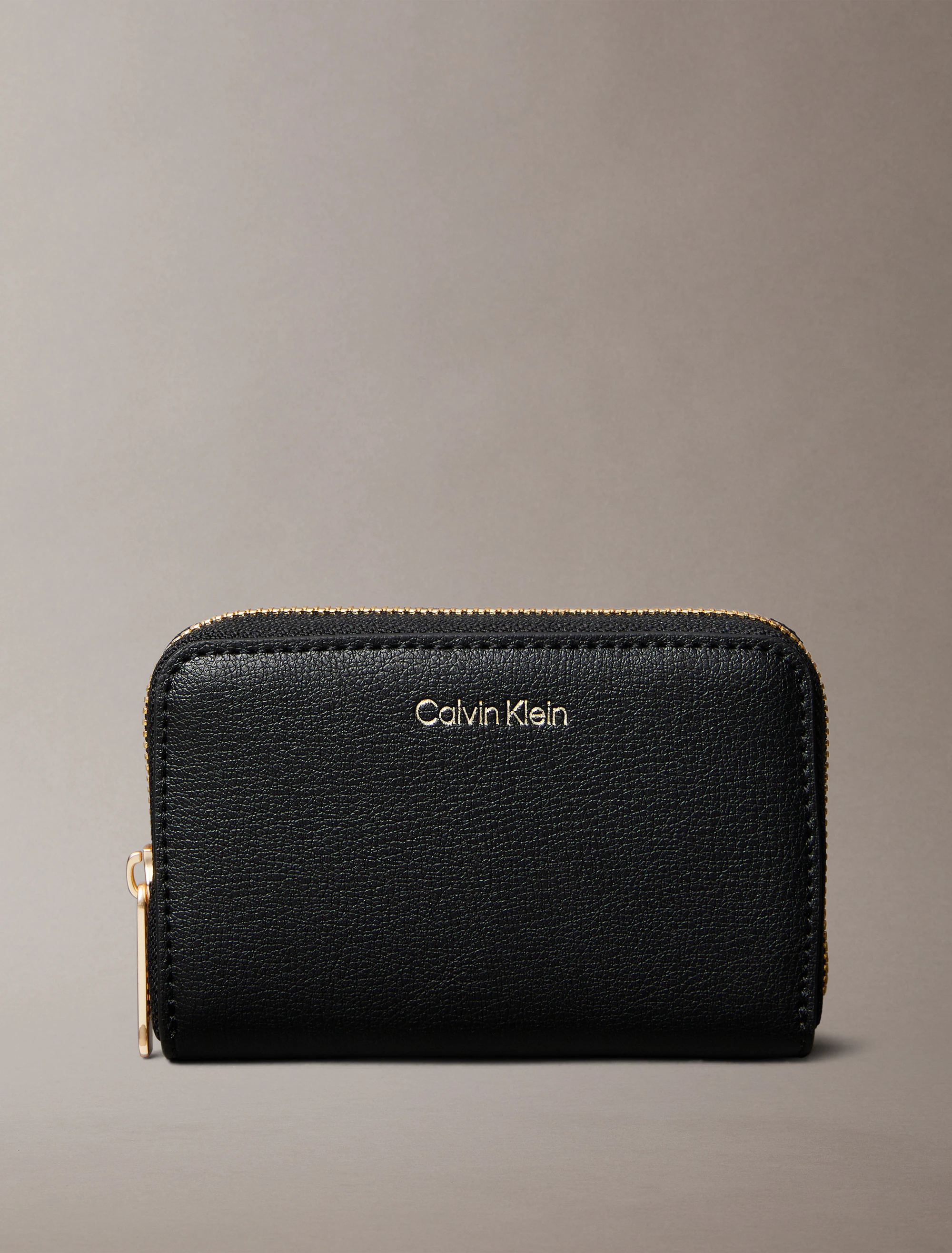 Calvin Klein Geldbörse "FOIL LOGO MEDIUM ZIP AROUND", Geldbeutel, Damen Por günstig online kaufen