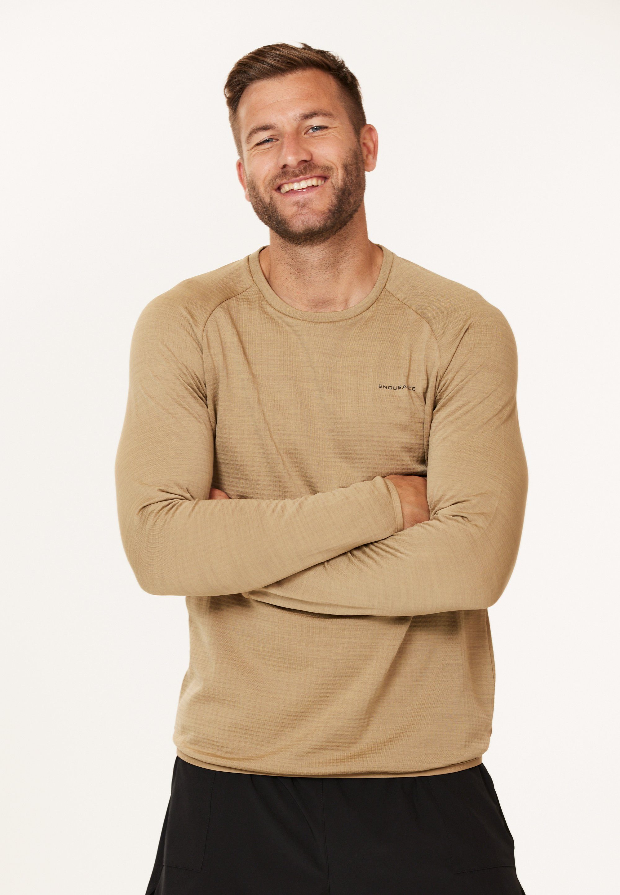 ENDURANCE Funktionsshirt "Avan", (1 tlg.), mit praktischer Quick Dry-Techno günstig online kaufen