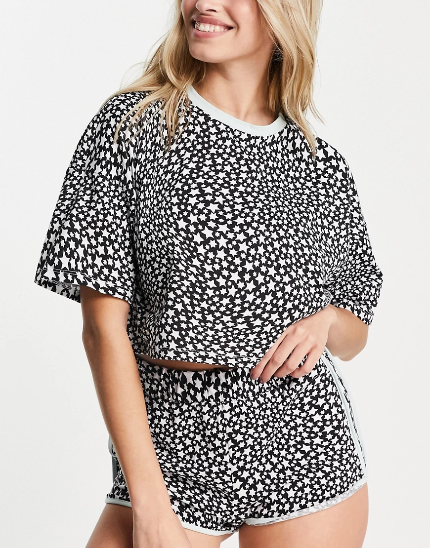 Topshop – Pyjama in Schwarz-Weiß mit Sternenmuster-Bunt günstig online kaufen