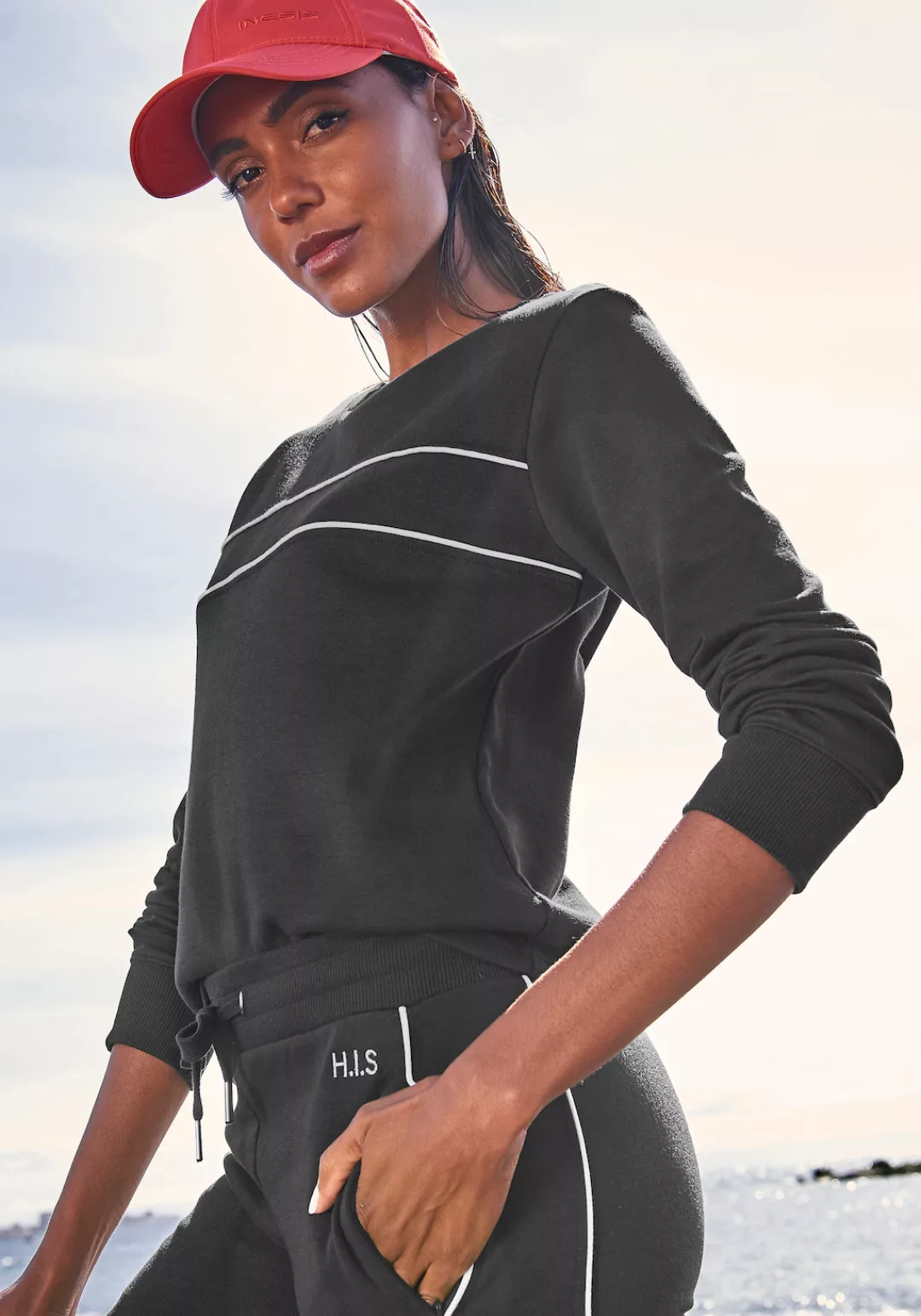 H.I.S Sweatshirt mit Piping auf der Brust, Loungeanzug günstig online kaufen