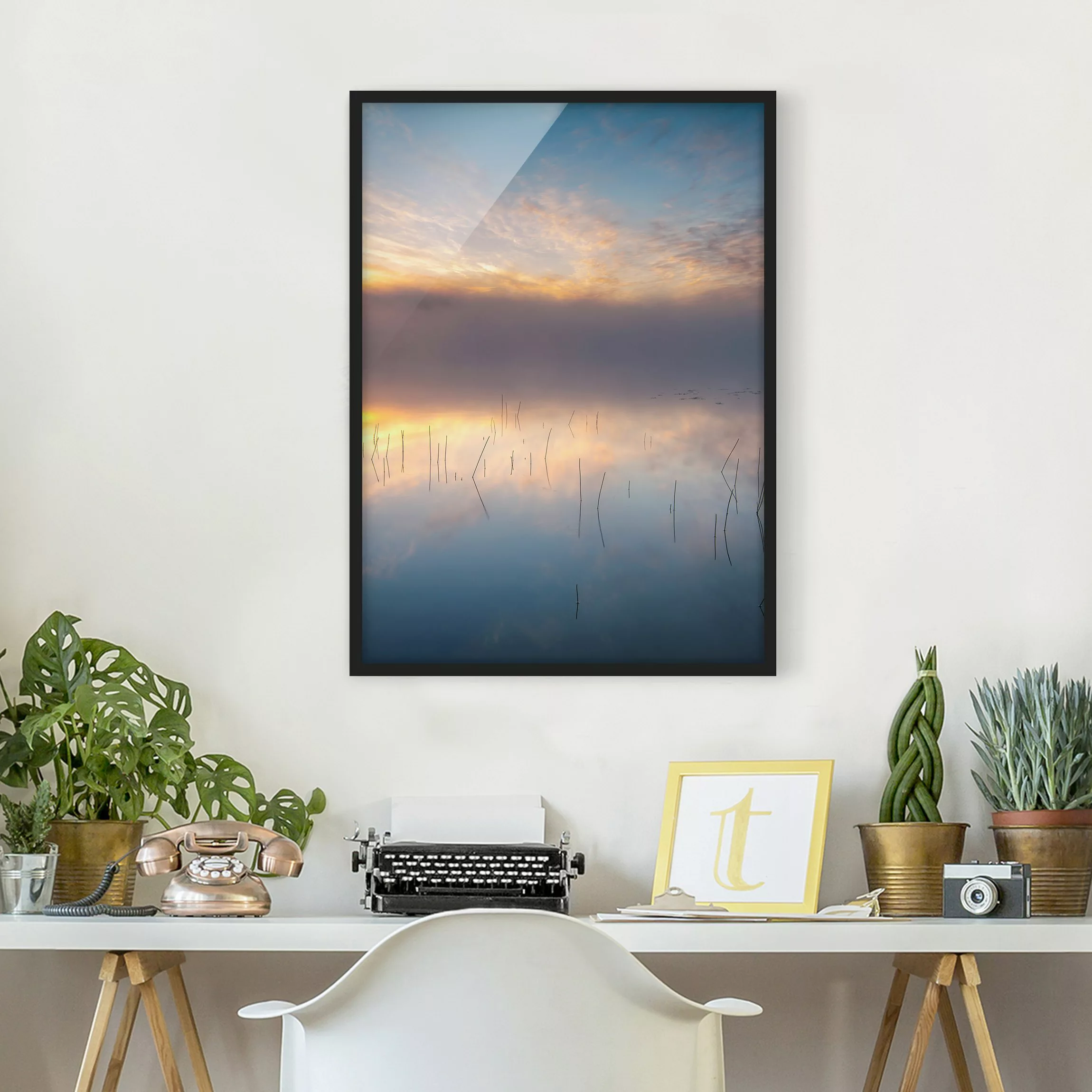 Bild mit Rahmen Natur & Landschaft - Hochformat Sonnenaufgang schwedischer günstig online kaufen