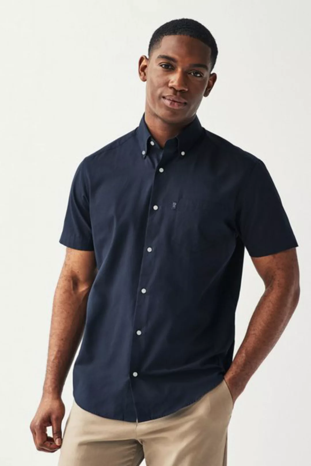 Next Kurzarmhemd Bügelleichtes Regular Fit Button-down-Oxfordhemd (1-tlg) günstig online kaufen