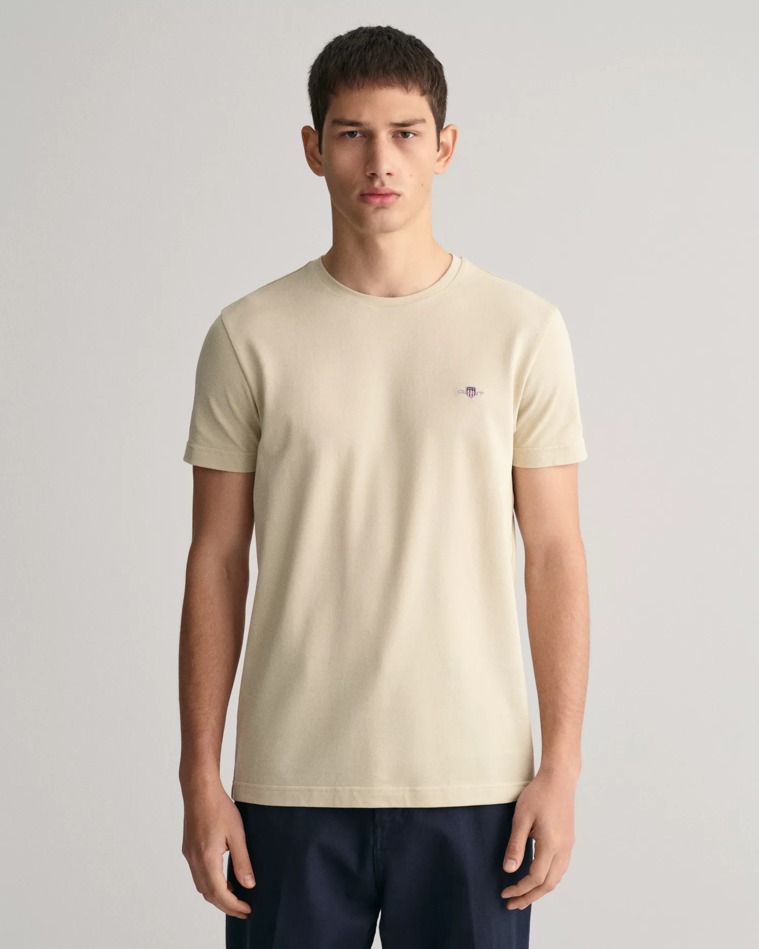 Gant T-Shirt "SLIM PIQUE SS T-SHIRT", aufgestickte GANT-Wappengrafik auf de günstig online kaufen