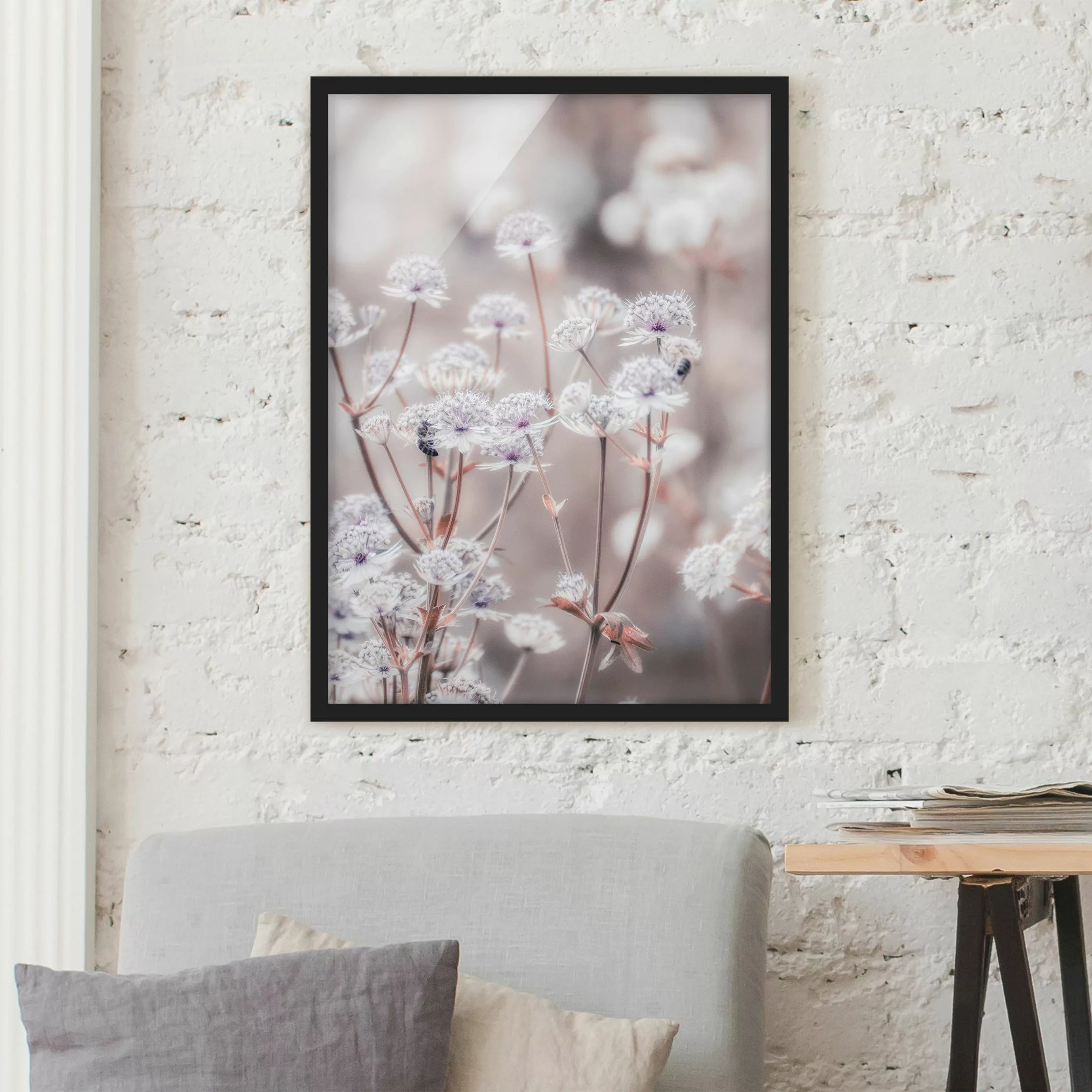 Bild mit Rahmen Federleichte Wildblumen günstig online kaufen