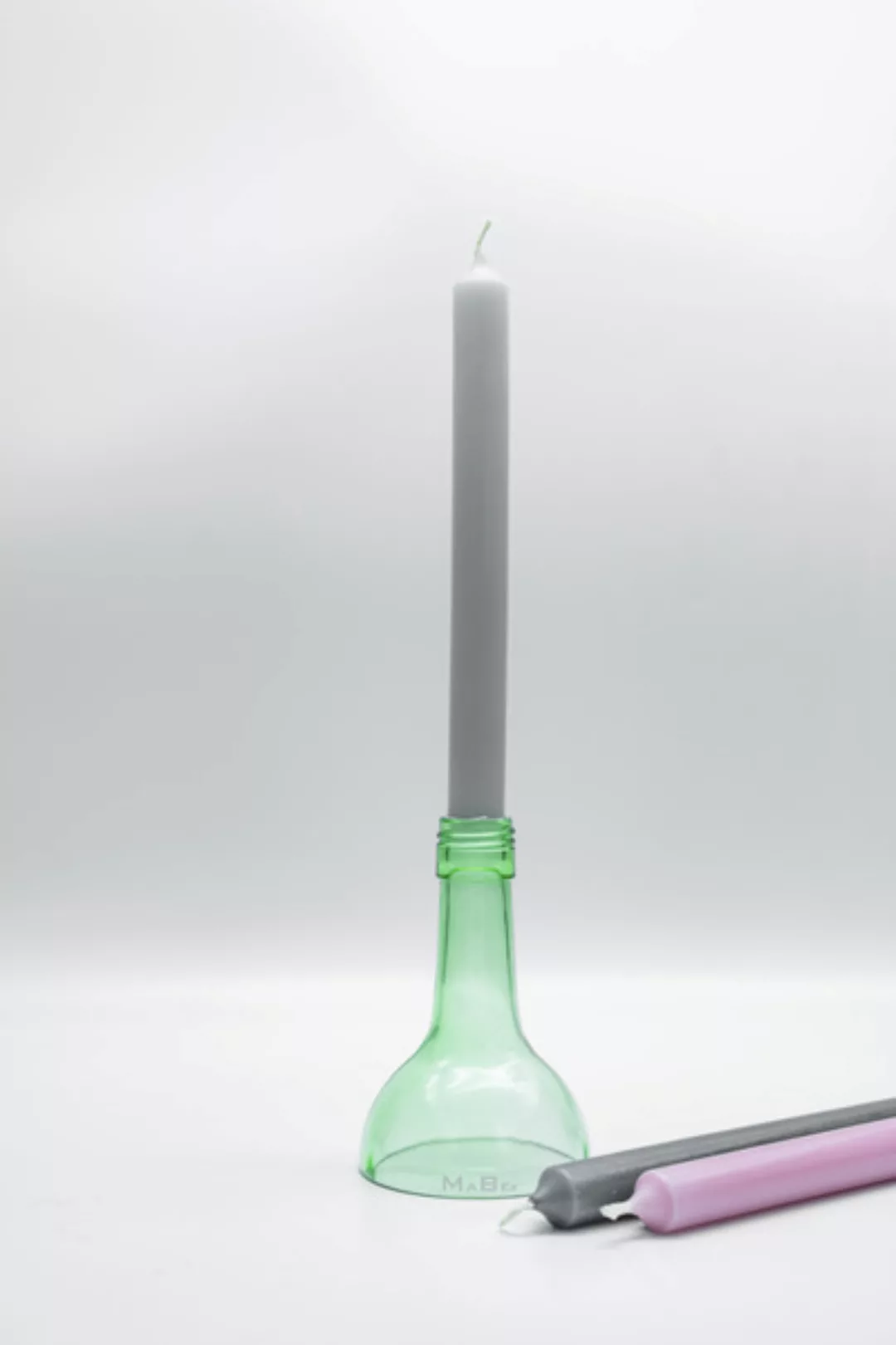 Kerzenständer Aus Der 1l Weinflasche In Zartgrün Mit Schraubmündung günstig online kaufen