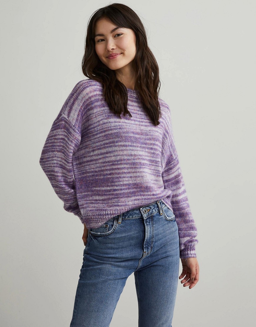 Pieces – Pullover mit lila Farbverlauf und Rundhalsausschnitt günstig online kaufen