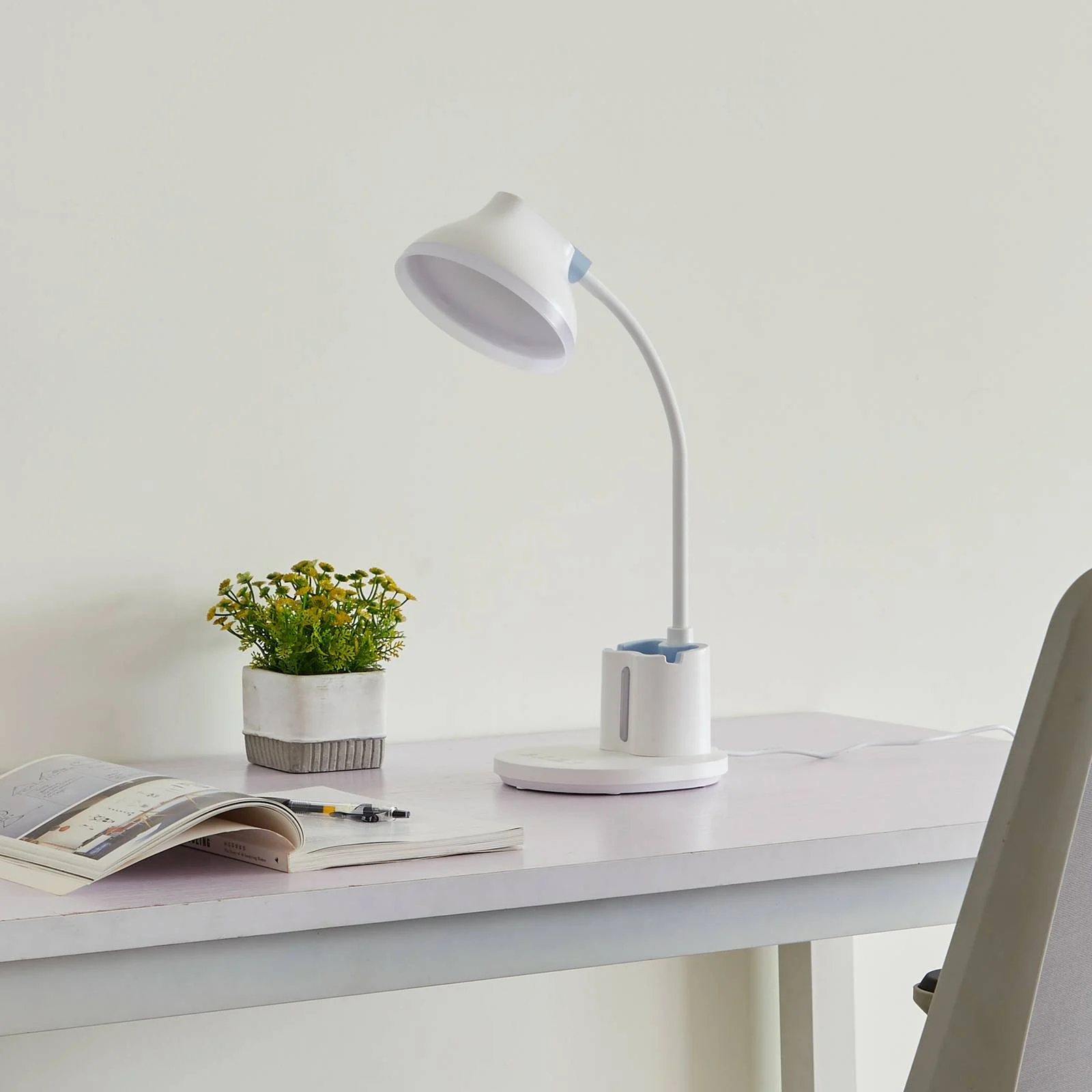Lindby Zephyra LED-Tischleuchte, CCT, 8W, weiß günstig online kaufen