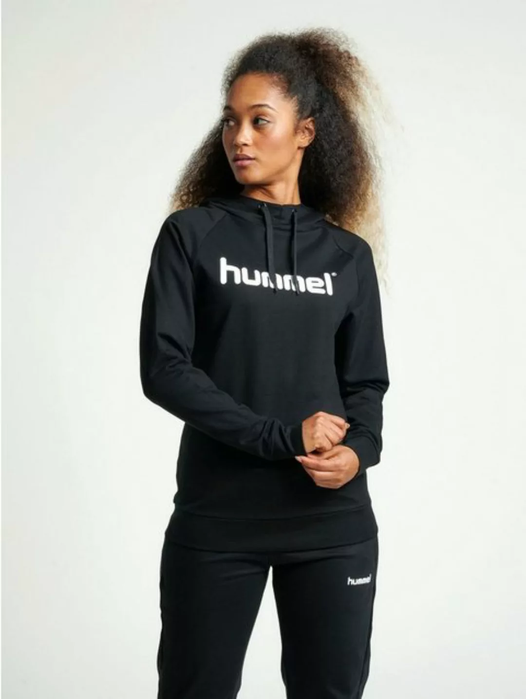 hummel Hoodie Logo Sweater HMLGO 5141 in Schwarz günstig online kaufen