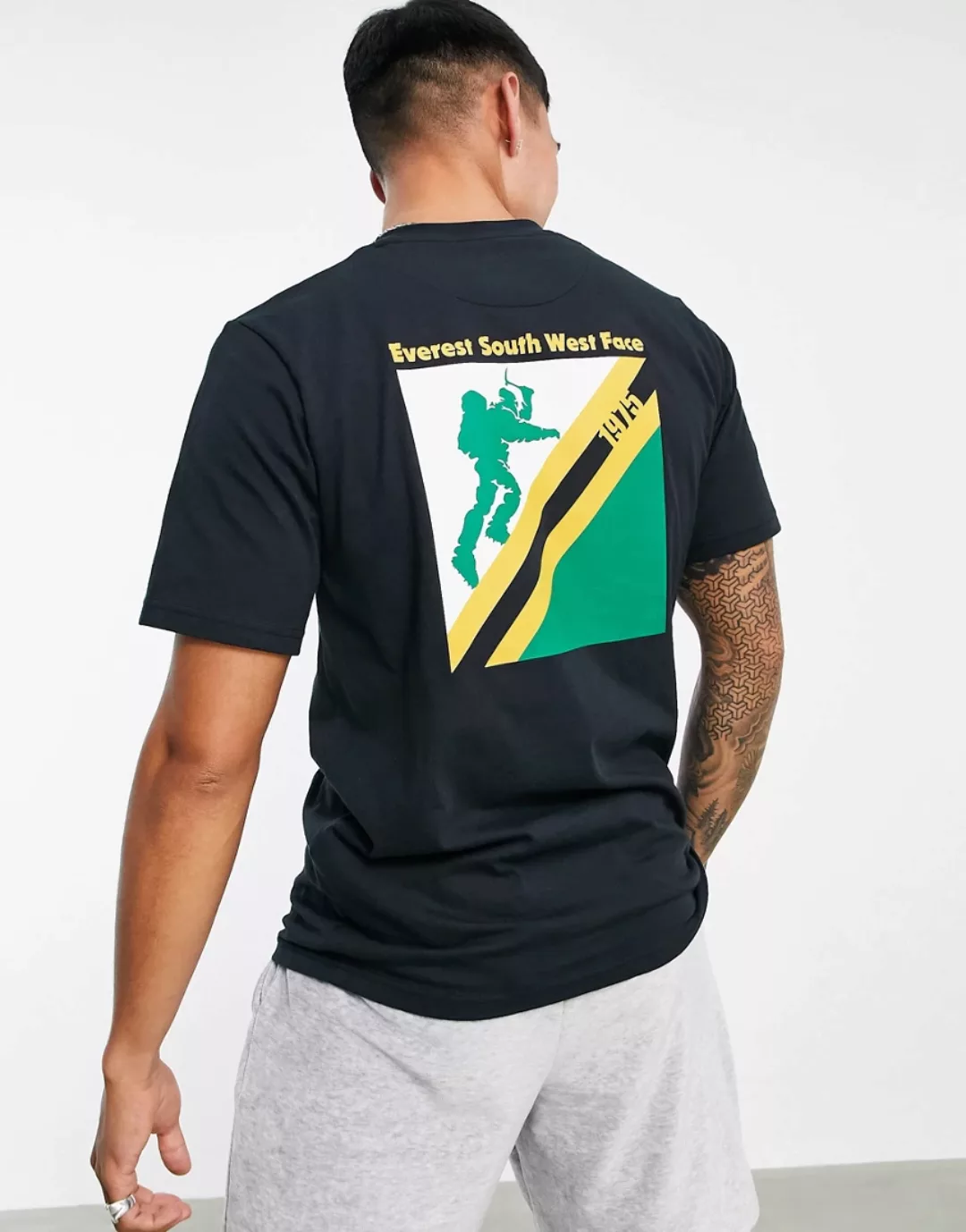 Berghaus – Everest Face Expedition – T-Shirt in Schwarz günstig online kaufen