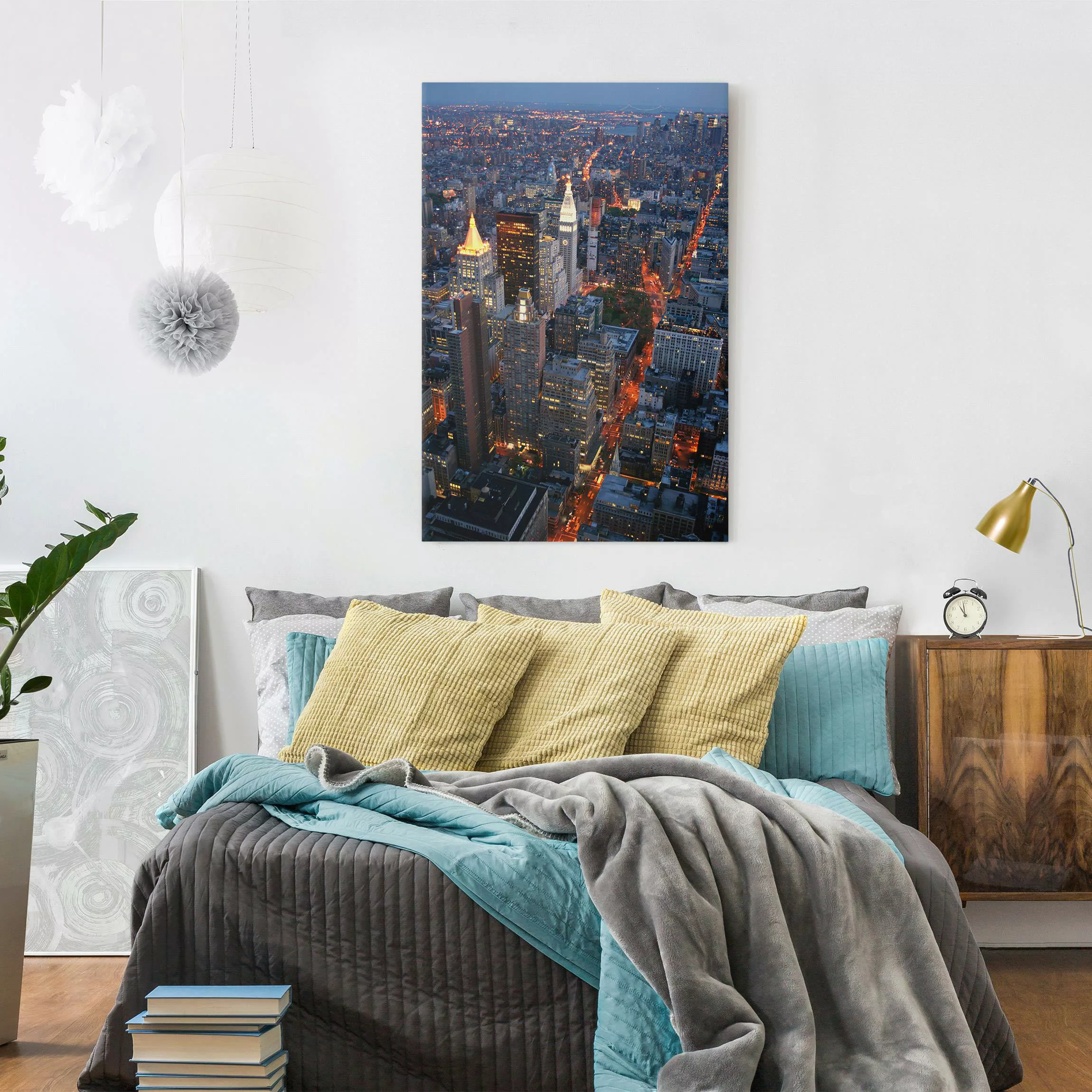 Leinwandbild - Hochformat Manhattan Lights günstig online kaufen