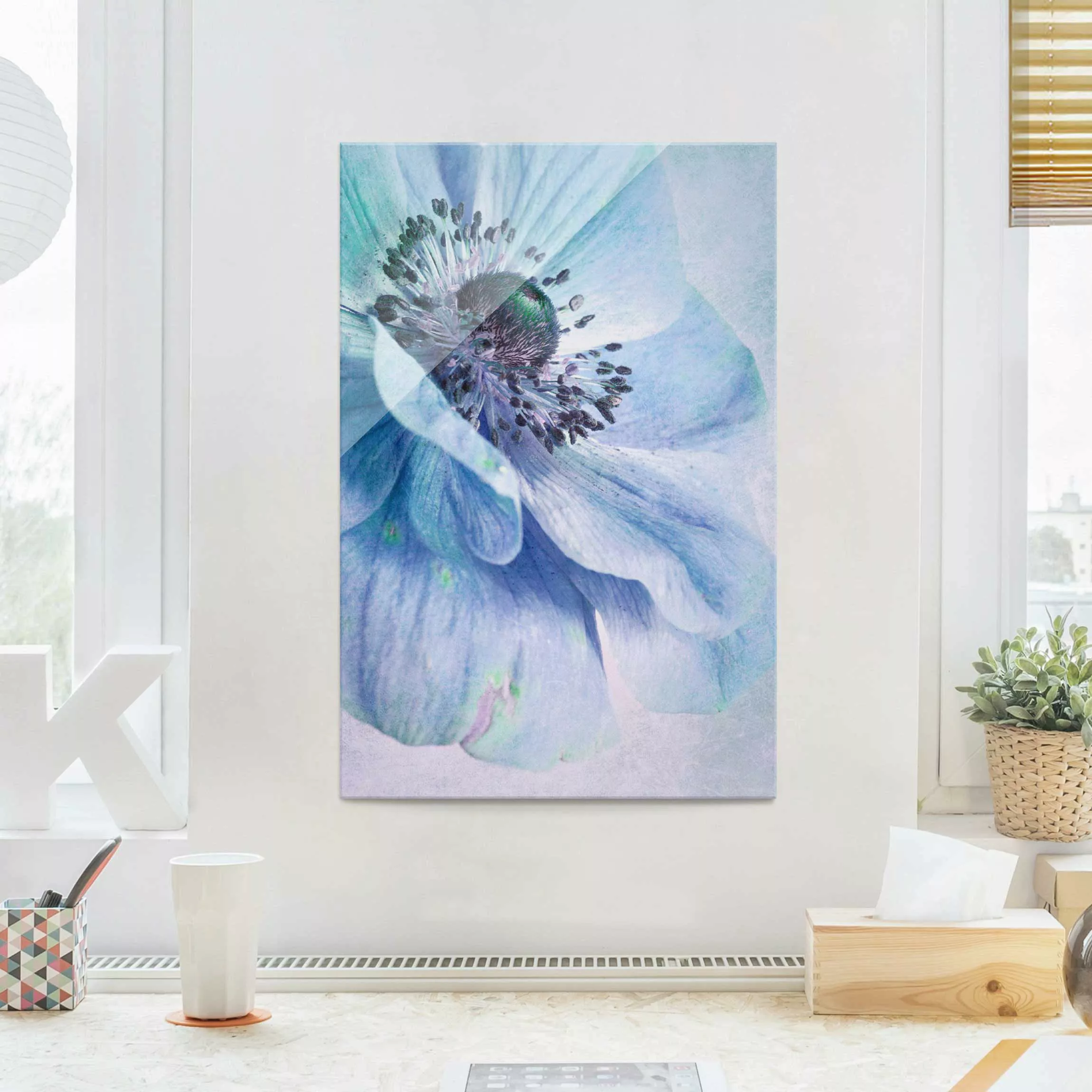 Glasbild Blumen - Hochformat Blüte in Türkis günstig online kaufen