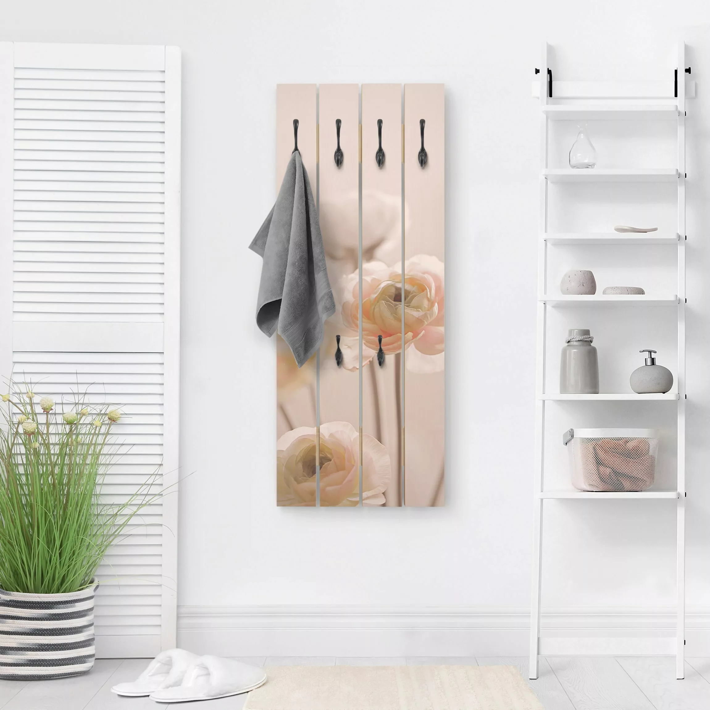 Wandgarderobe Zarter Strauch an Rosa Blüten günstig online kaufen