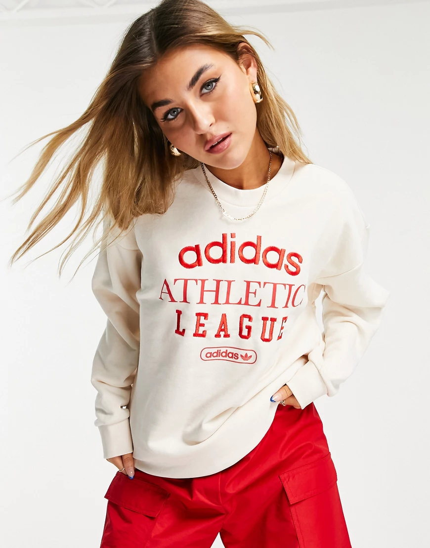 adidas Originals – Retro Luxury – Sweatshirt in gebrochenem Weiß mit Schrif günstig online kaufen