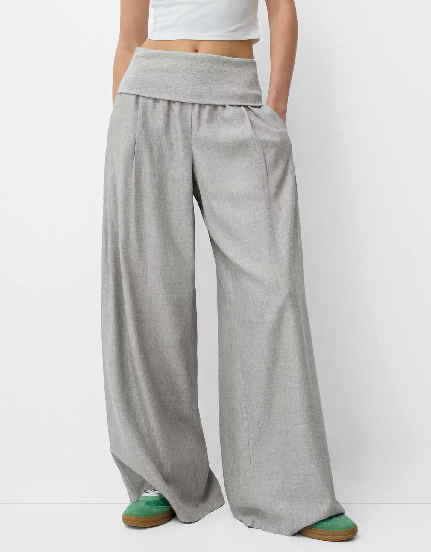 Bershka Wide-Leg-Hose Mit Umgeschlagenem Bund Damen Xl Grau günstig online kaufen