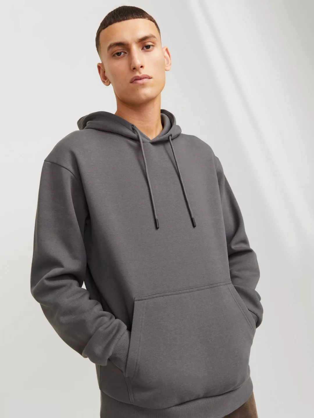 Jack & Jones Kapuzensweatshirt "JJEBRADLEY SWEAT HOOD NOOS", mit Känguru Ta günstig online kaufen