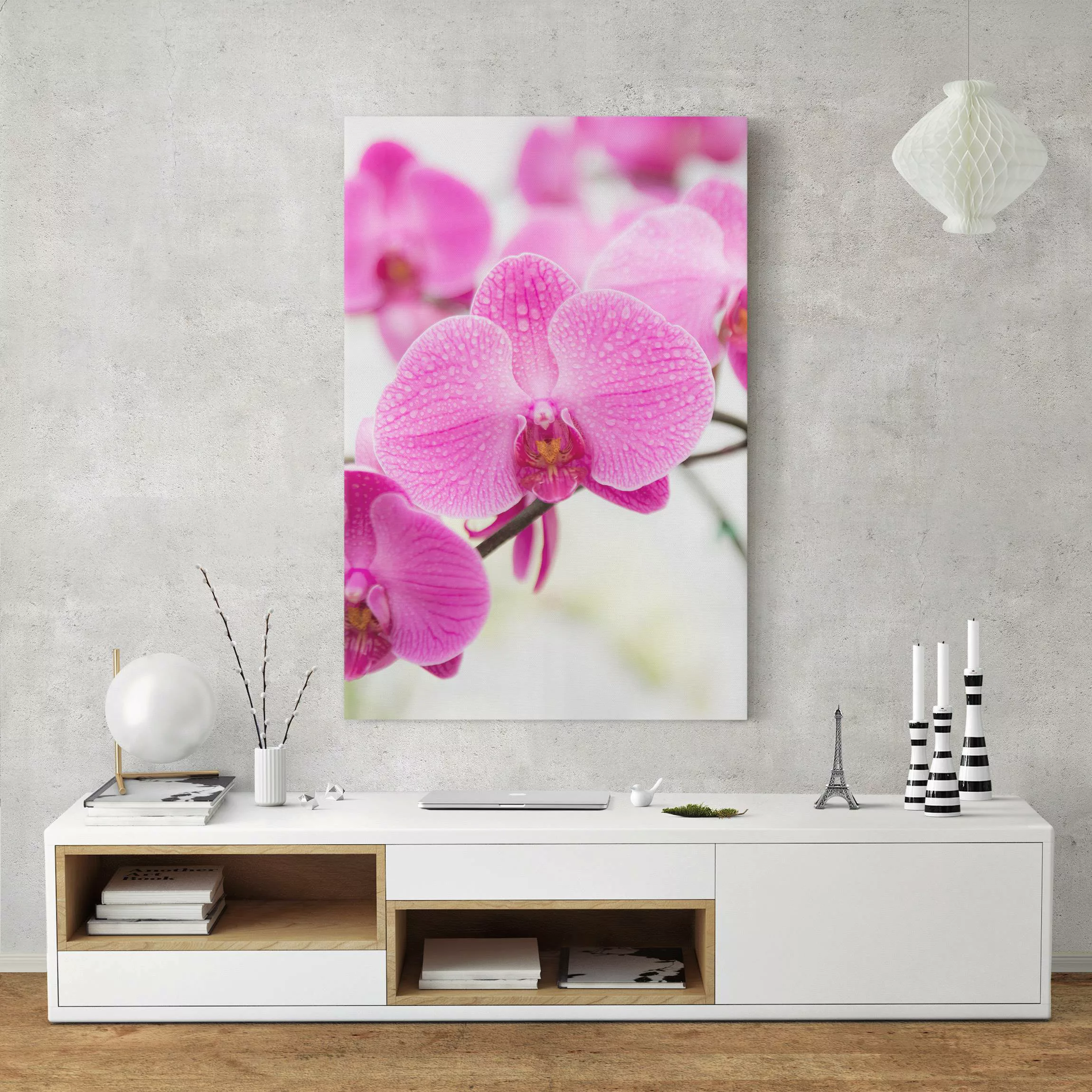 Leinwandbild Blumen - Hochformat Nahaufnahme Orchidee günstig online kaufen