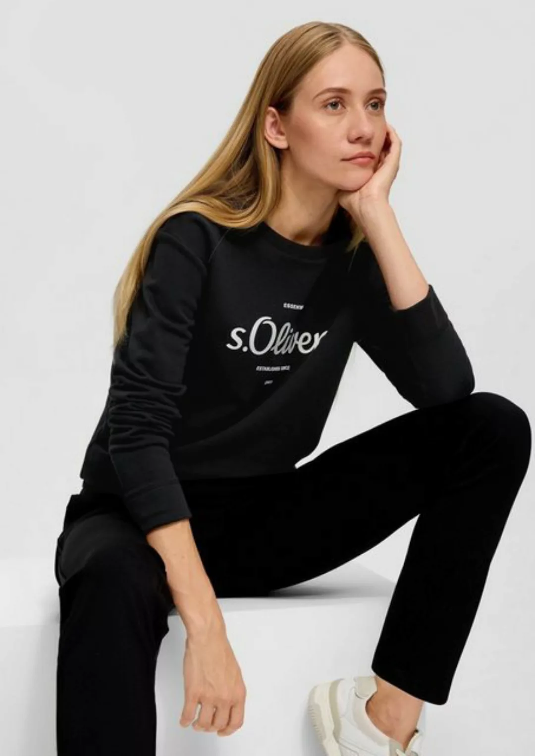 s.Oliver Sweatshirt mit dem Logonamen vorne günstig online kaufen