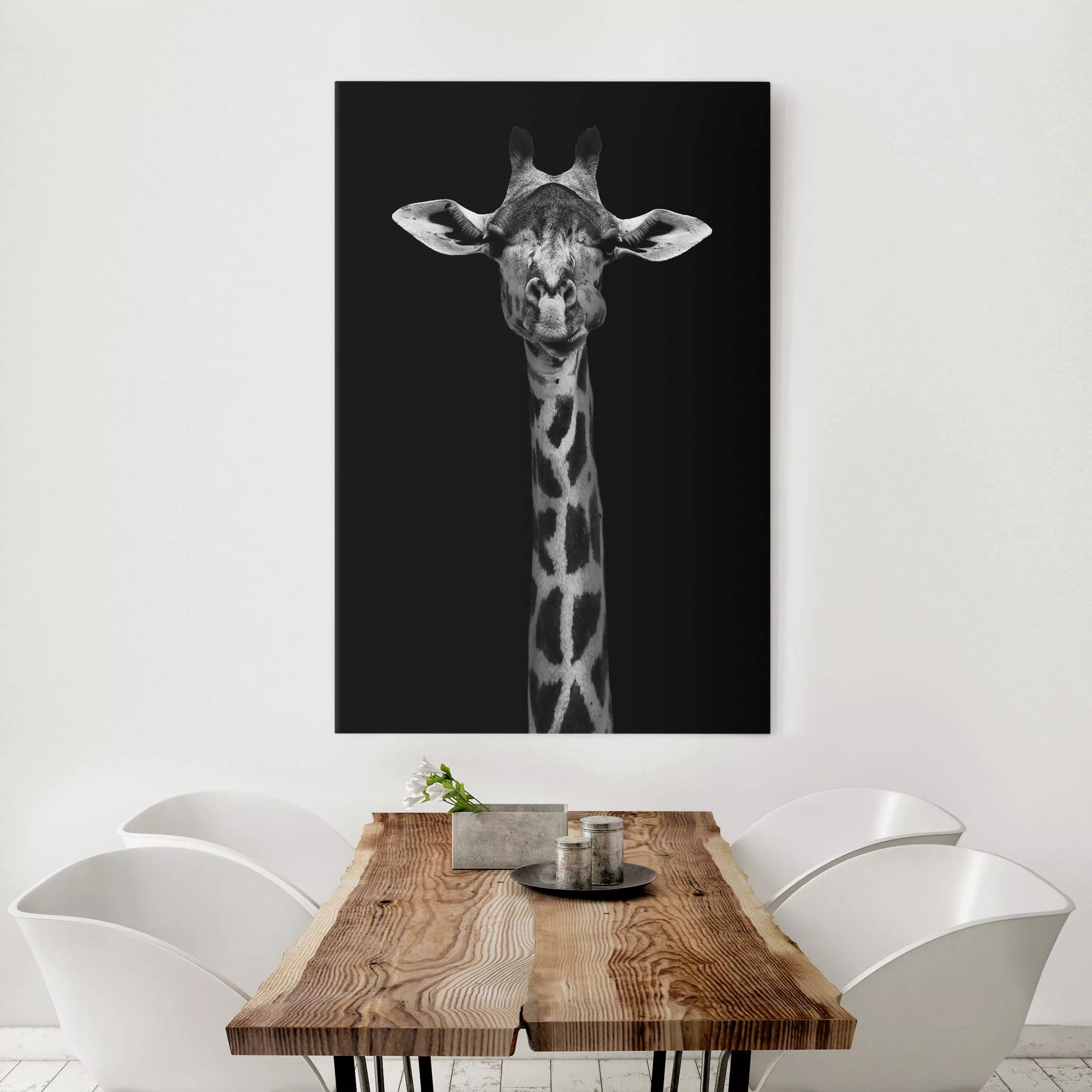Leinwandbild Schwarz-Weiß - Querformat Dunkles Giraffen Portrait günstig online kaufen