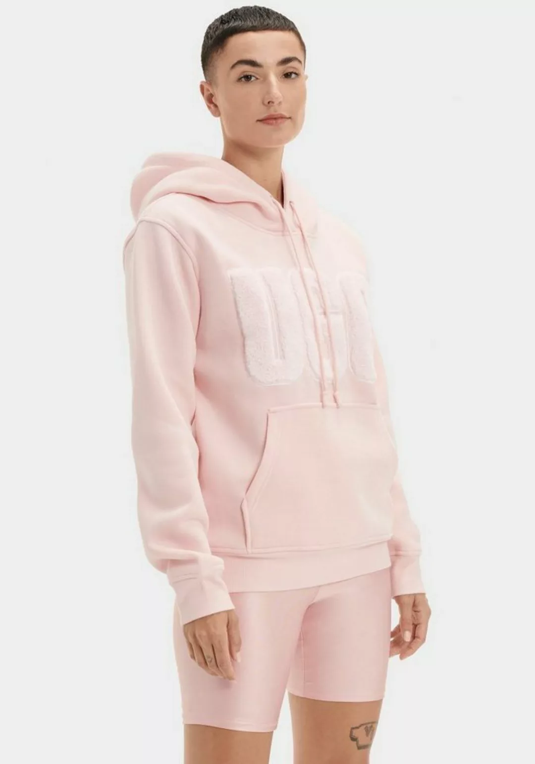 UGG Kapuzensweatshirt W REY FUZZY LOGO HOODIE mit flauschigem Logo günstig online kaufen