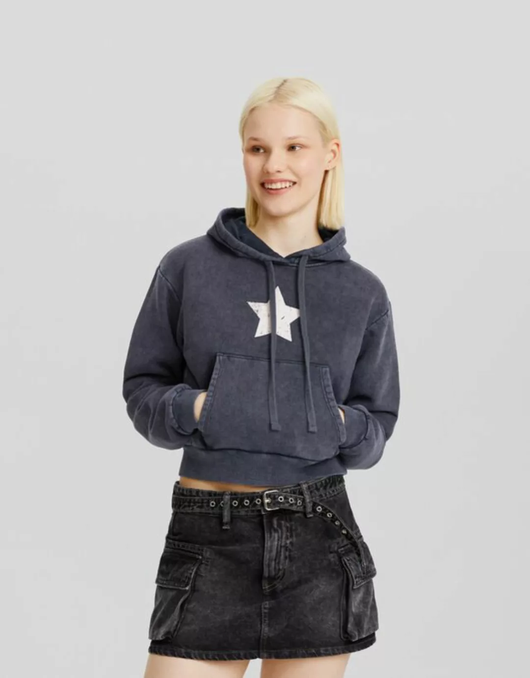 Bershka Hoodie Im Washed-Look Mit Print Damen L Dunkelgrau günstig online kaufen