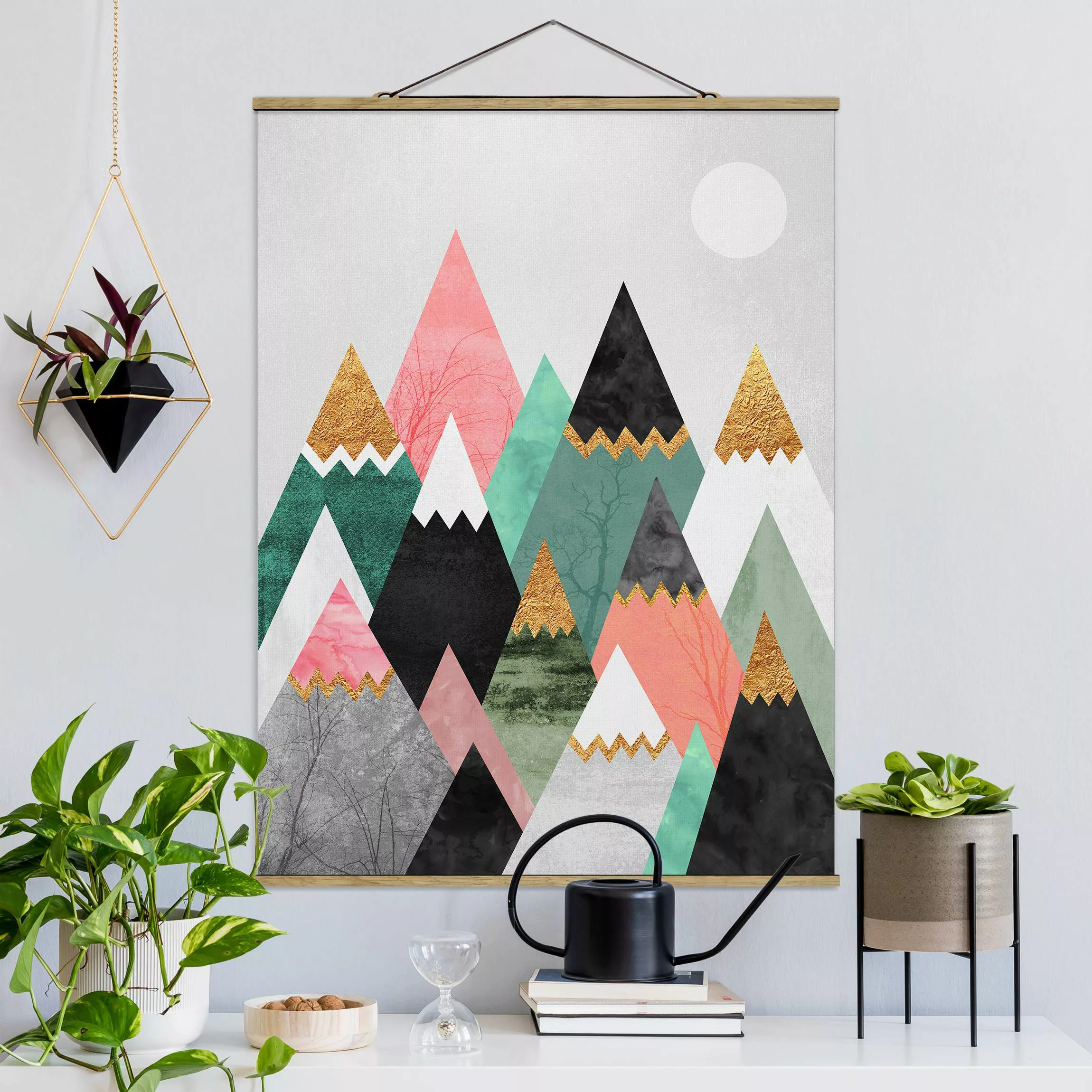 Stoffbild Kinderzimmer mit Posterleisten - Hochformat Dreieckige Berge mit günstig online kaufen