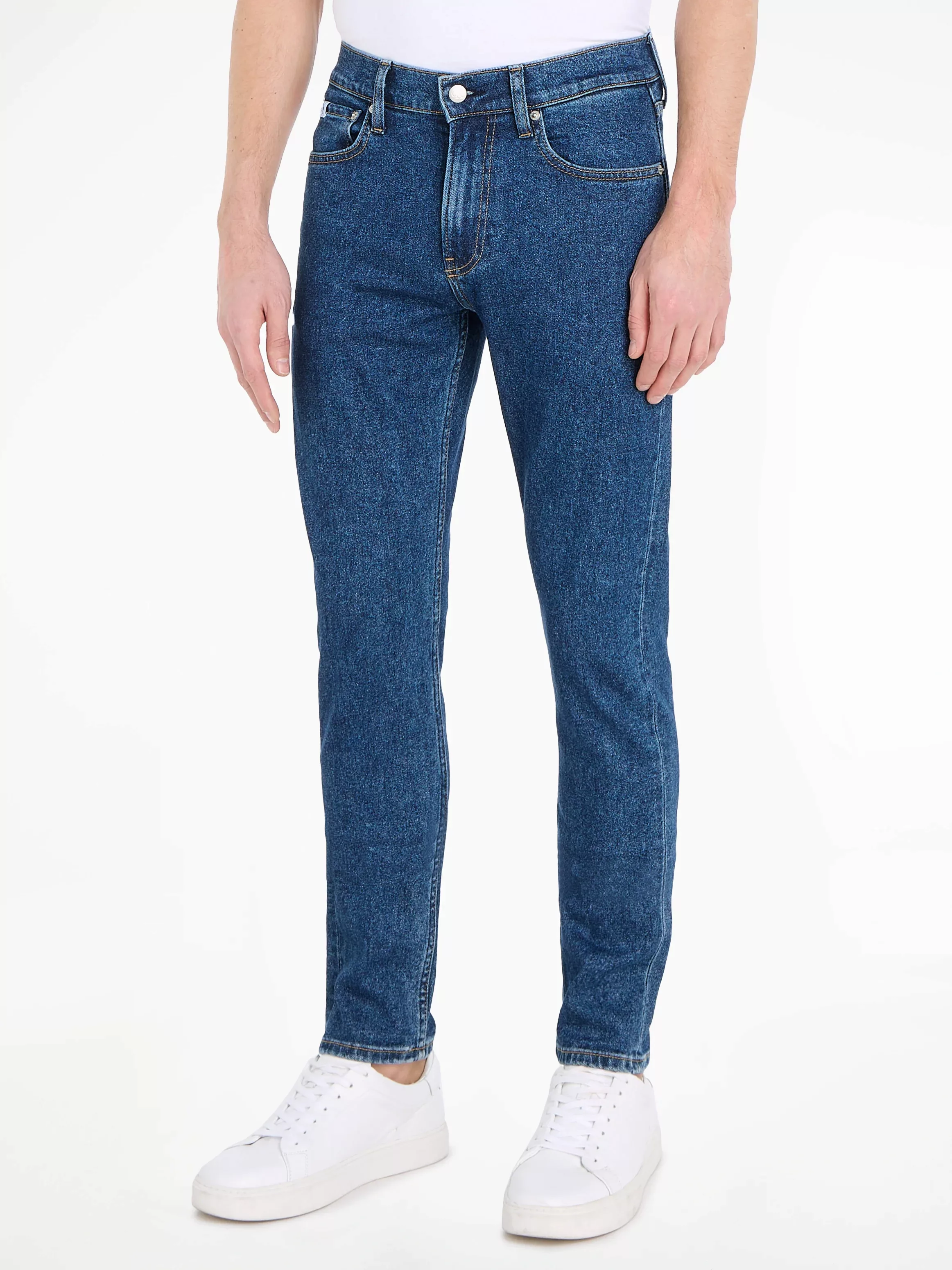 Calvin Klein Jeans Tapered-fit-Jeans "SLIM TAPER", mit Leder-Badge günstig online kaufen