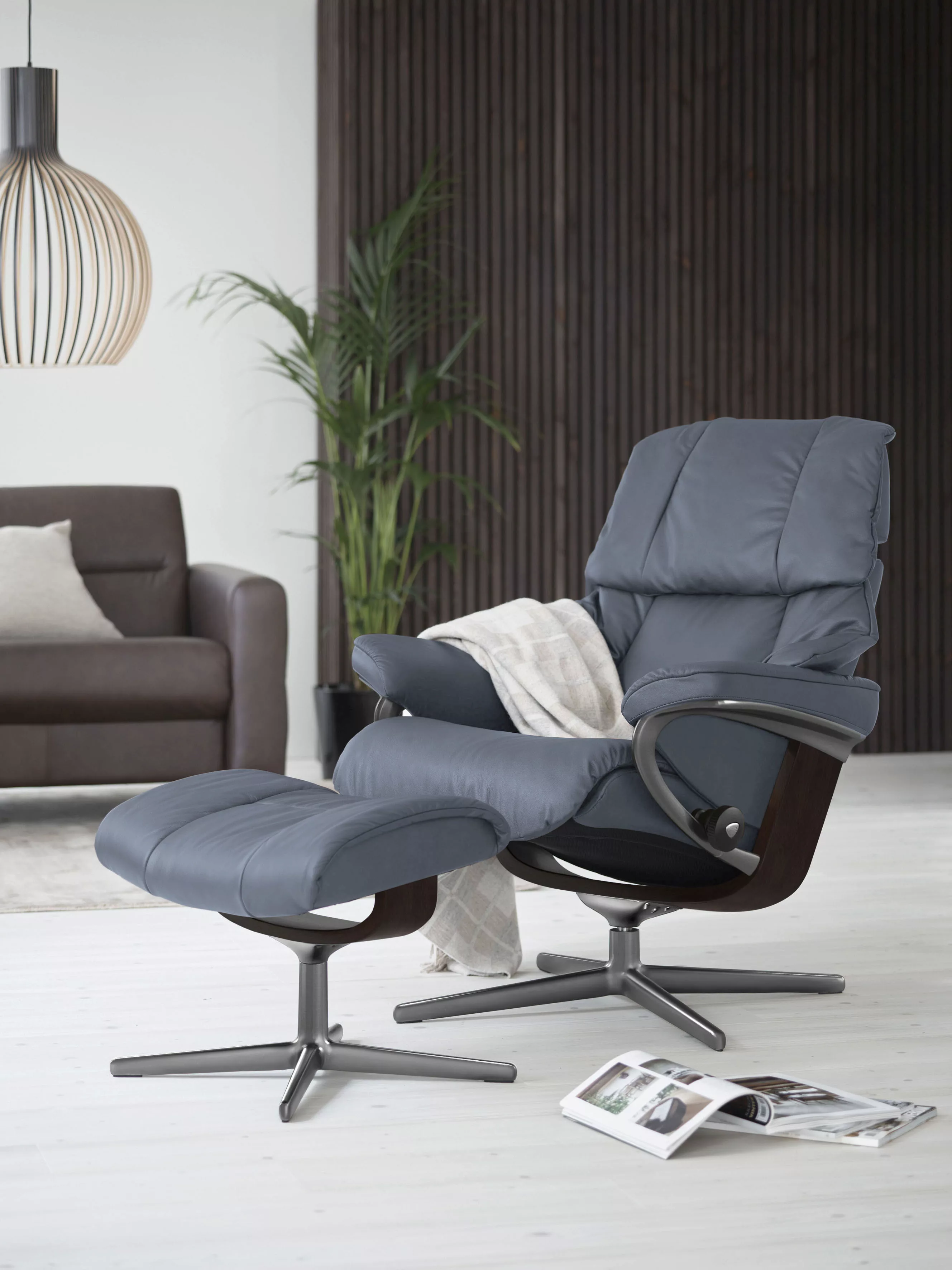 Stressless Relaxsessel "Reno", mit Cross Base, Größe S, M & L, Holzakzent B günstig online kaufen