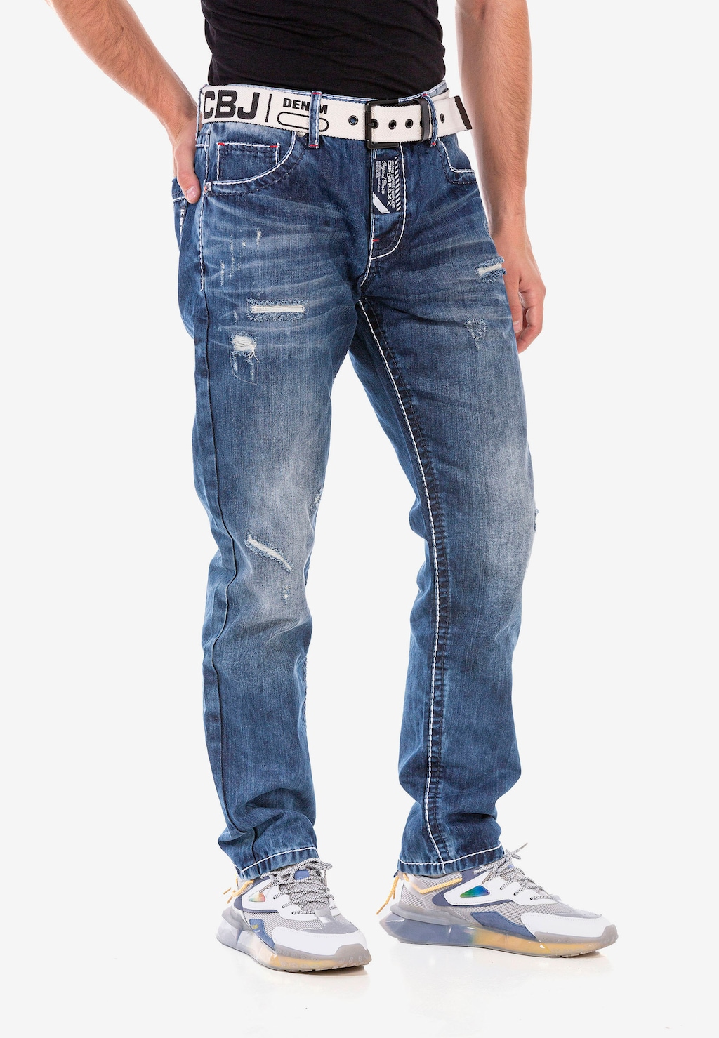 Cipo & Baxx Bequeme Jeans, mit trendigen Used-Elementen günstig online kaufen