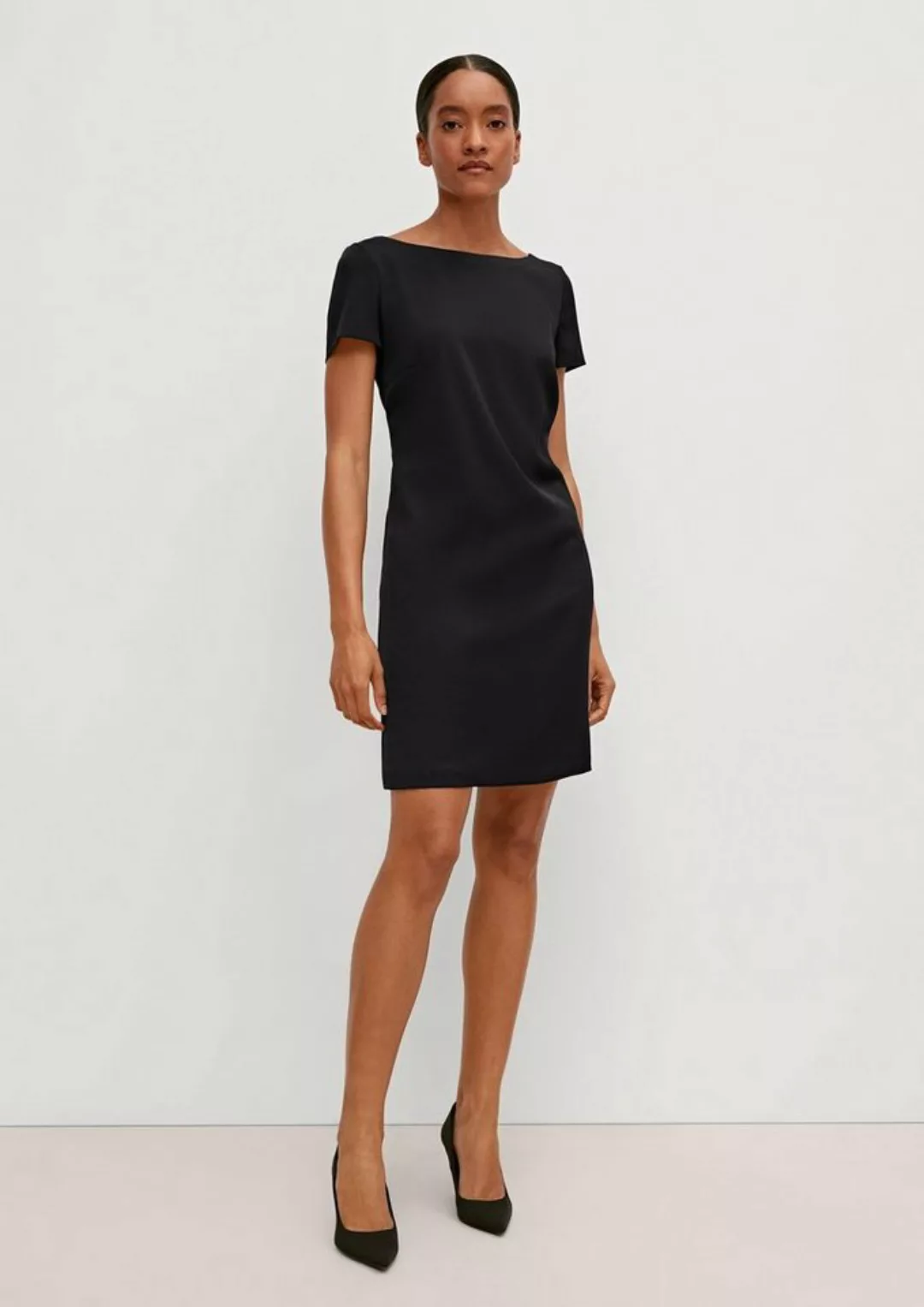Comma Minikleid Kurzes Kleid mit U-Boot-Ausschnitt Ziernaht günstig online kaufen