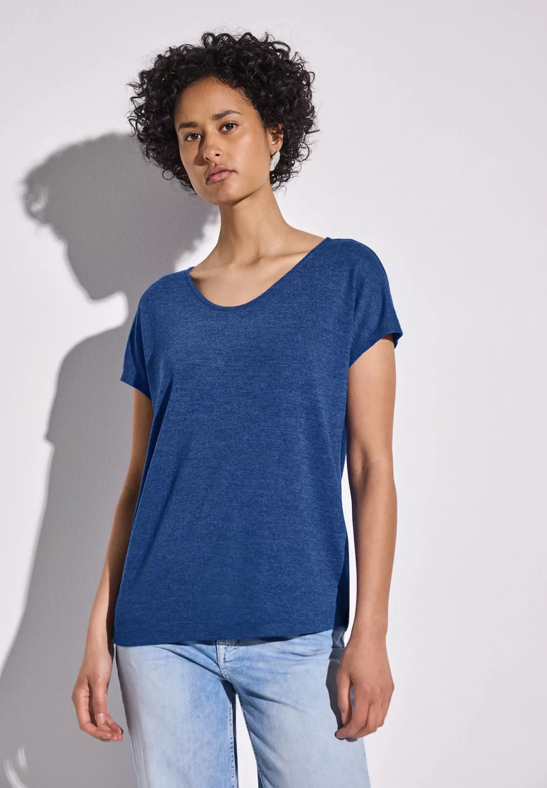 STREET ONE T-Shirt, mit abgerundetem V-Ausschnitt günstig online kaufen