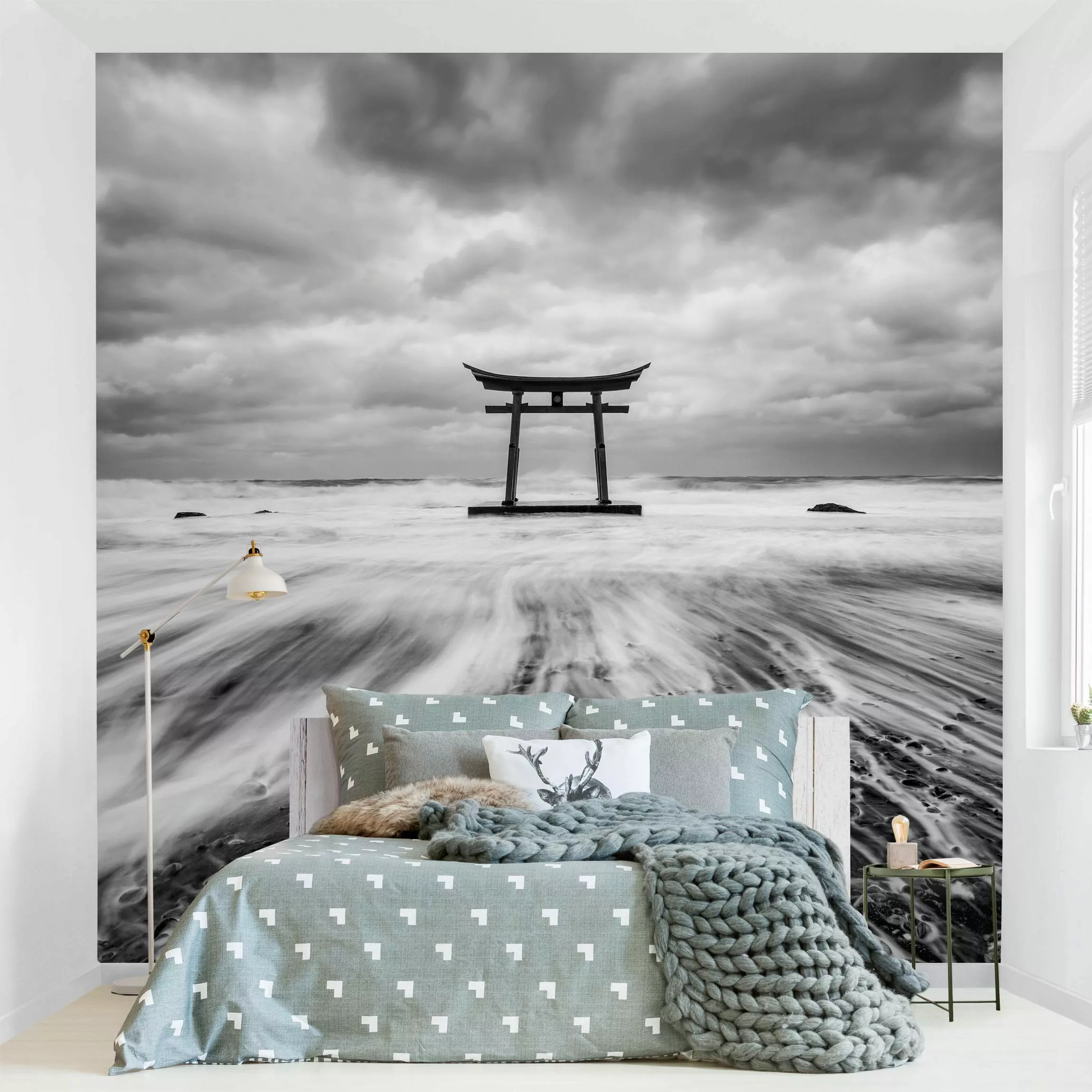 Fototapete Japanisches Torii im Meer günstig online kaufen