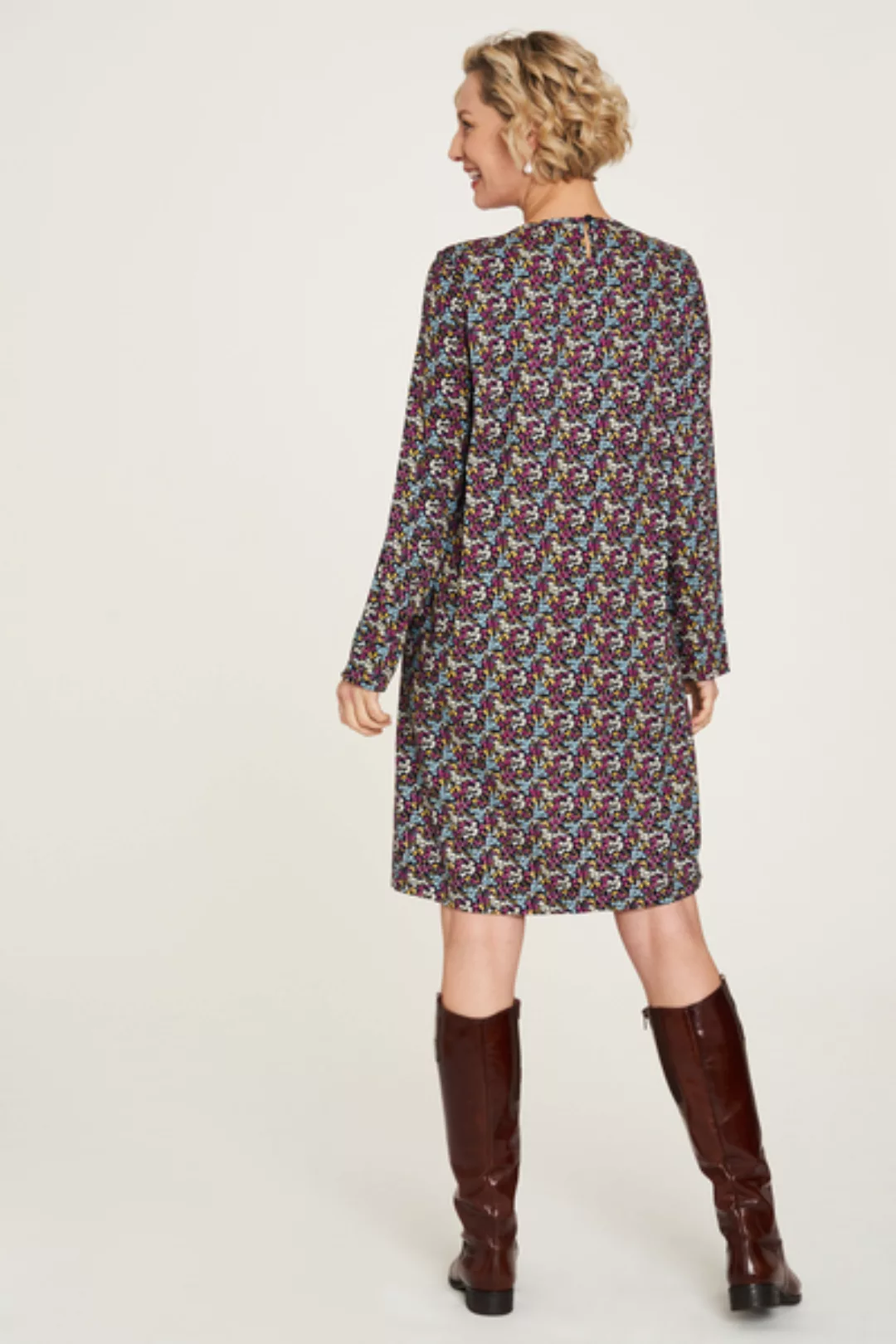 Ecovero Kleid Mit Muster In Verschiedenen Farben günstig online kaufen