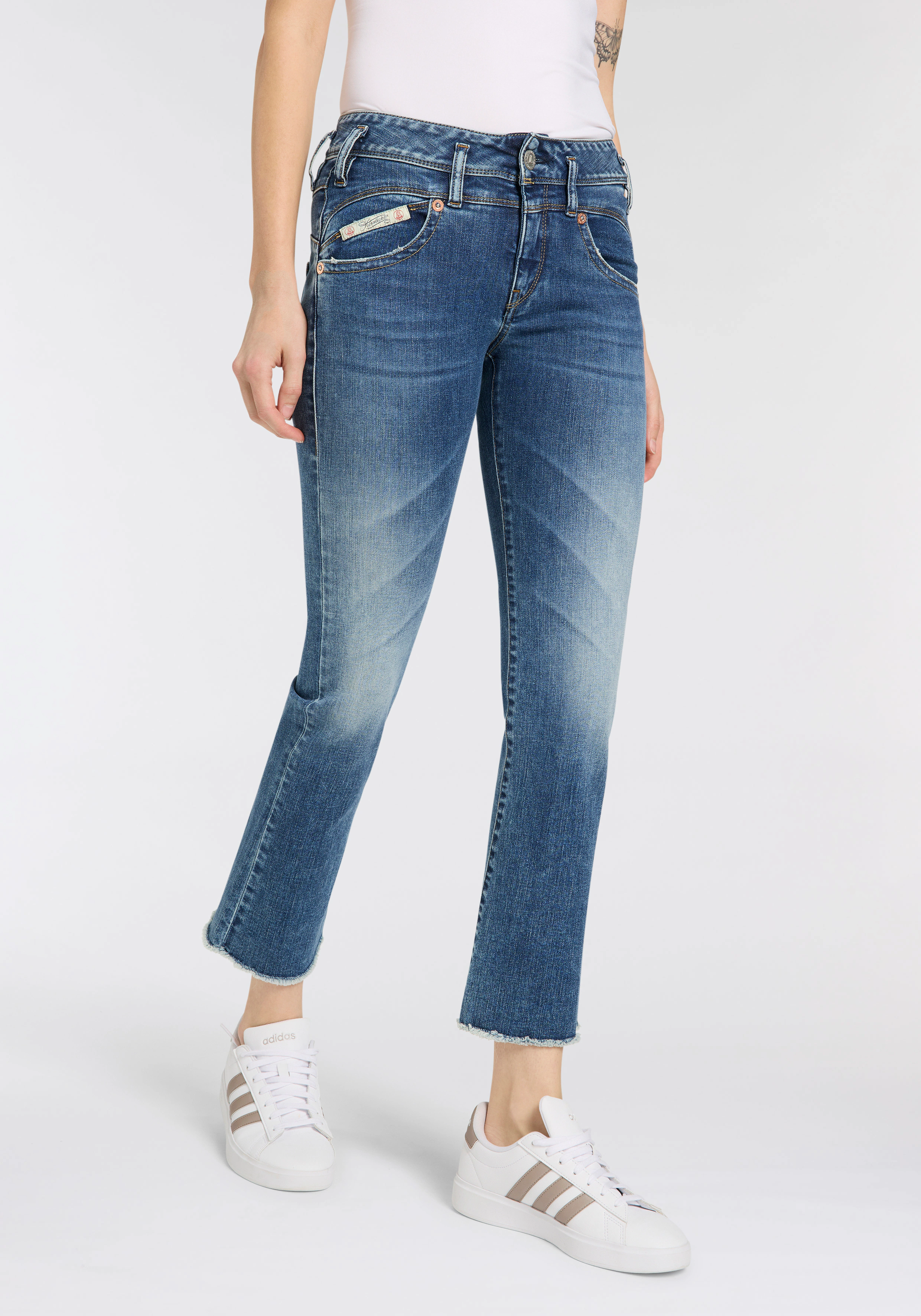 Herrlicher Bootcut-Jeans "Pearl Boot Cropped Organic Denim", mit offenem Sa günstig online kaufen