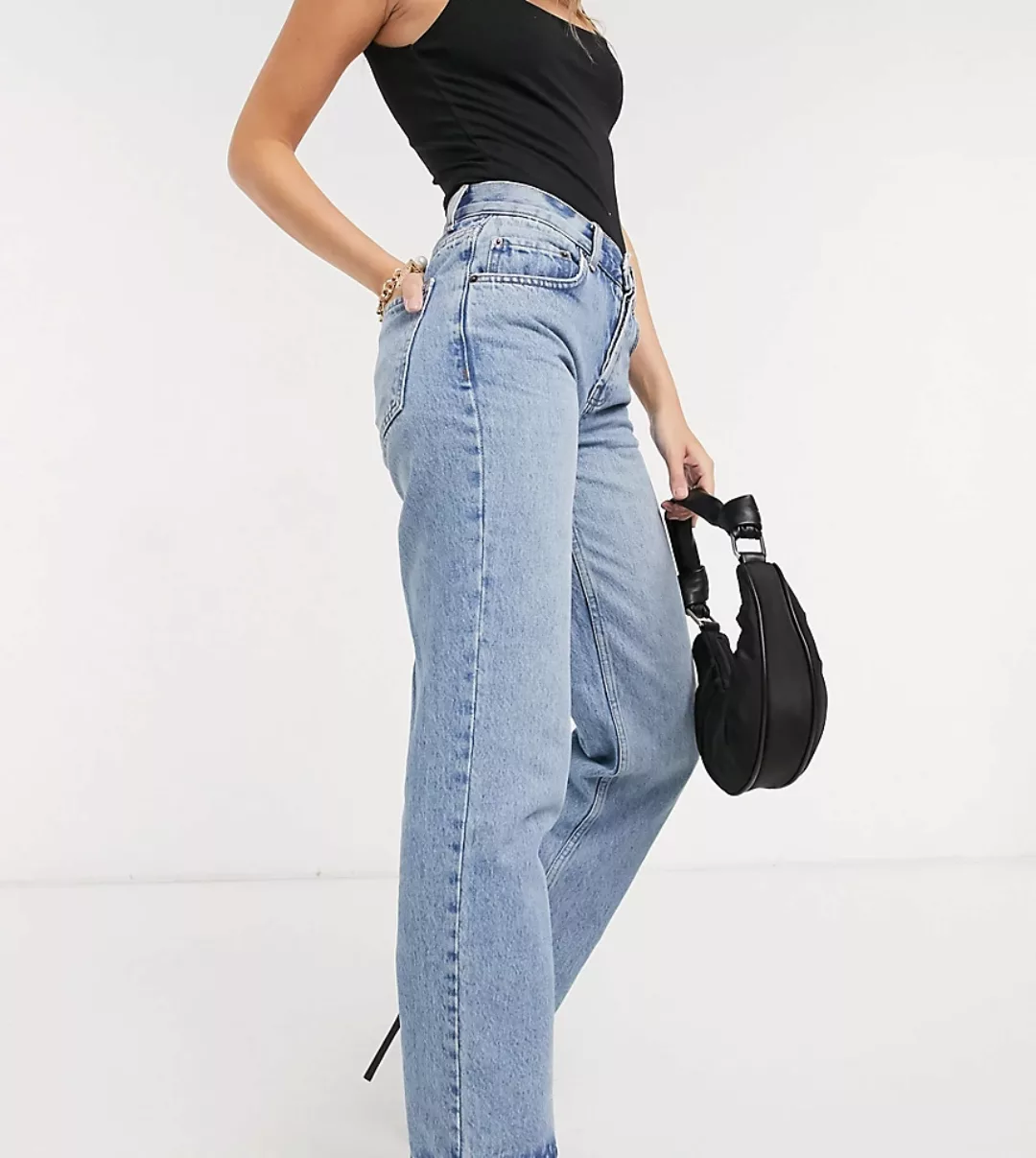 ASOS DESIGN Petite – 90er-Jeans aus recyceltem Material mit mittelhohem Bun günstig online kaufen