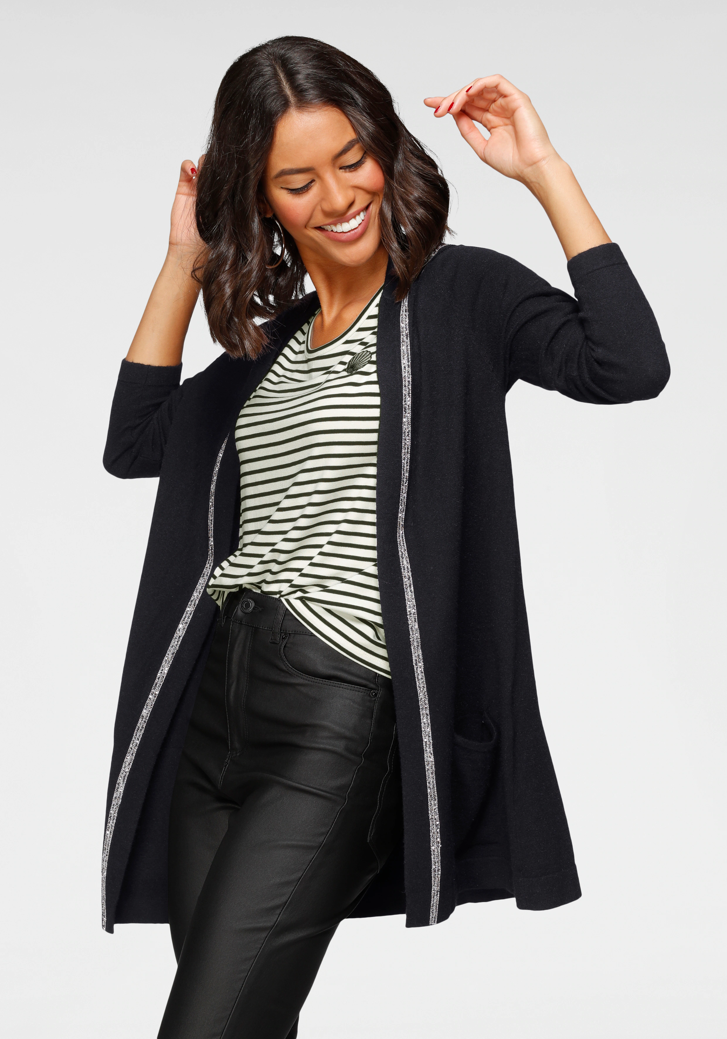 Laura Scott Longstrickjacke, mit Kapuze und Schmuckband günstig online kaufen