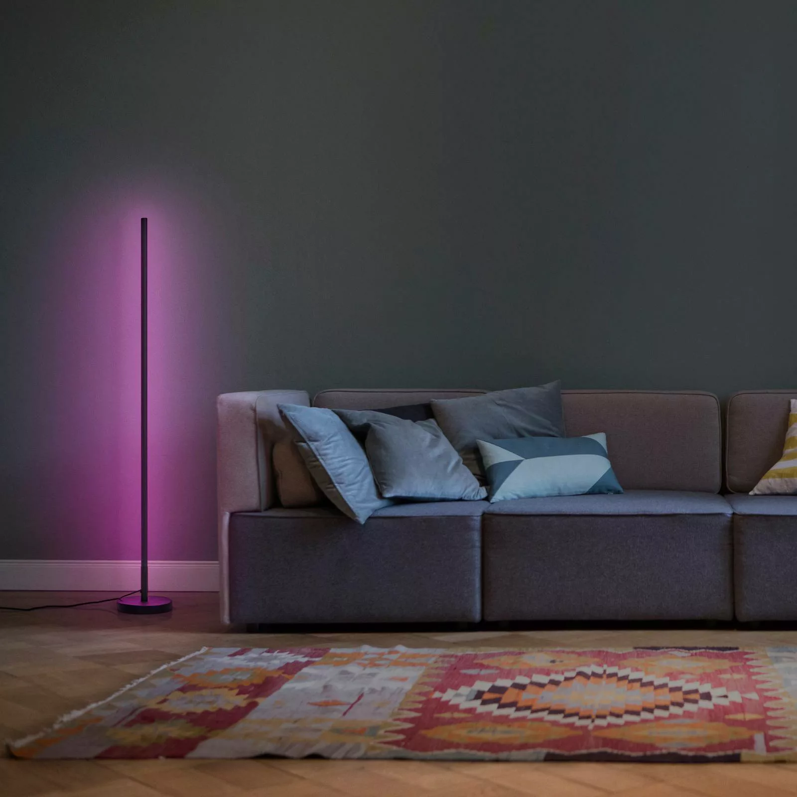 LEDVANCE SMART+ WiFi Floor round LED-Stehleuchte, schwarz günstig online kaufen