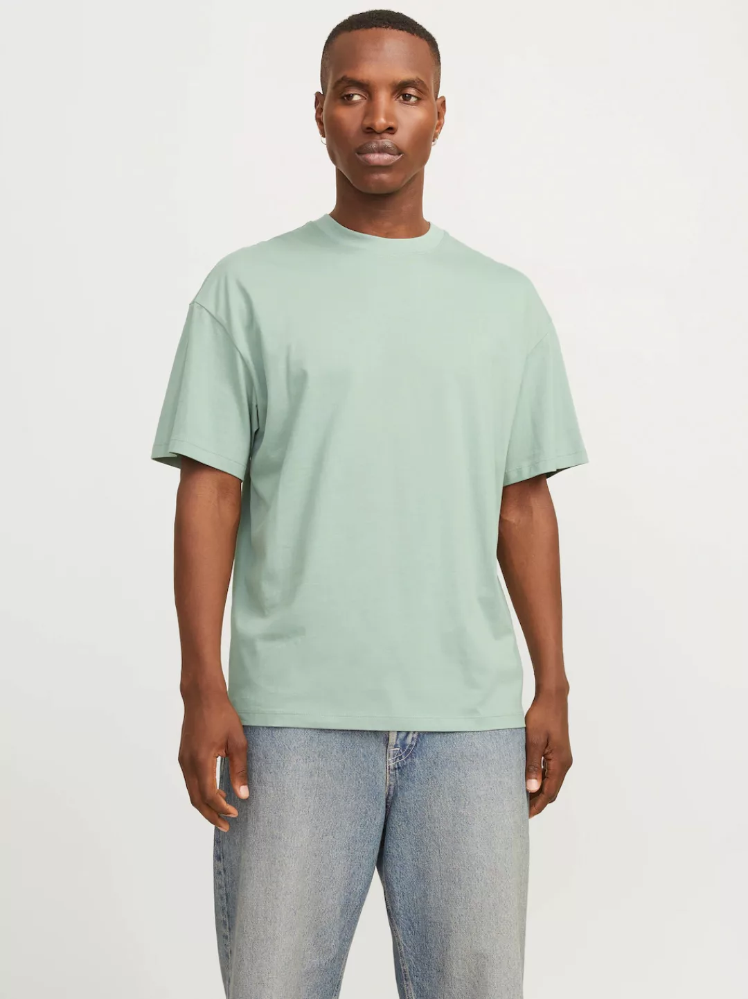 Jack & Jones Oversize-Shirt "JJEBRADLEY TEE SS O-NECK NOOS", mit Rundhalsau günstig online kaufen