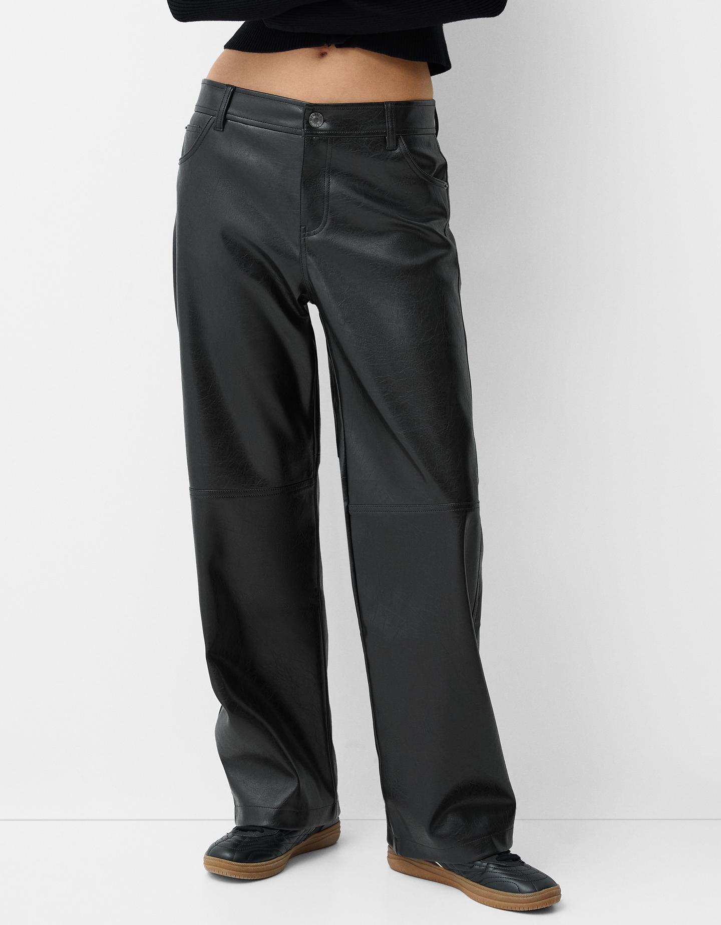 Bershka Straight-Cargohose Aus Kunstleder Damen L Schwarz günstig online kaufen